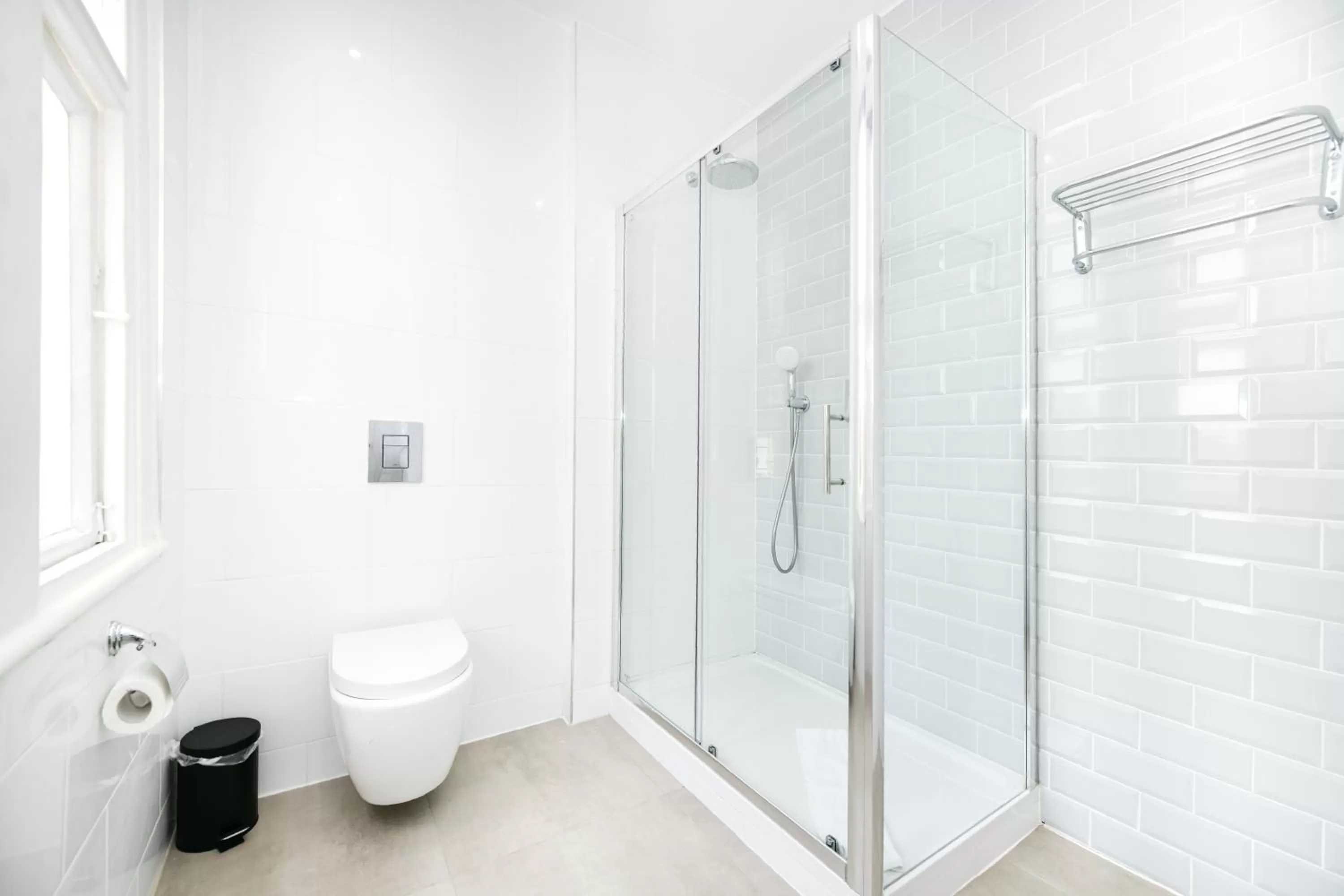 Bathroom in The J Hyde Park - A Park Avenue Hotel