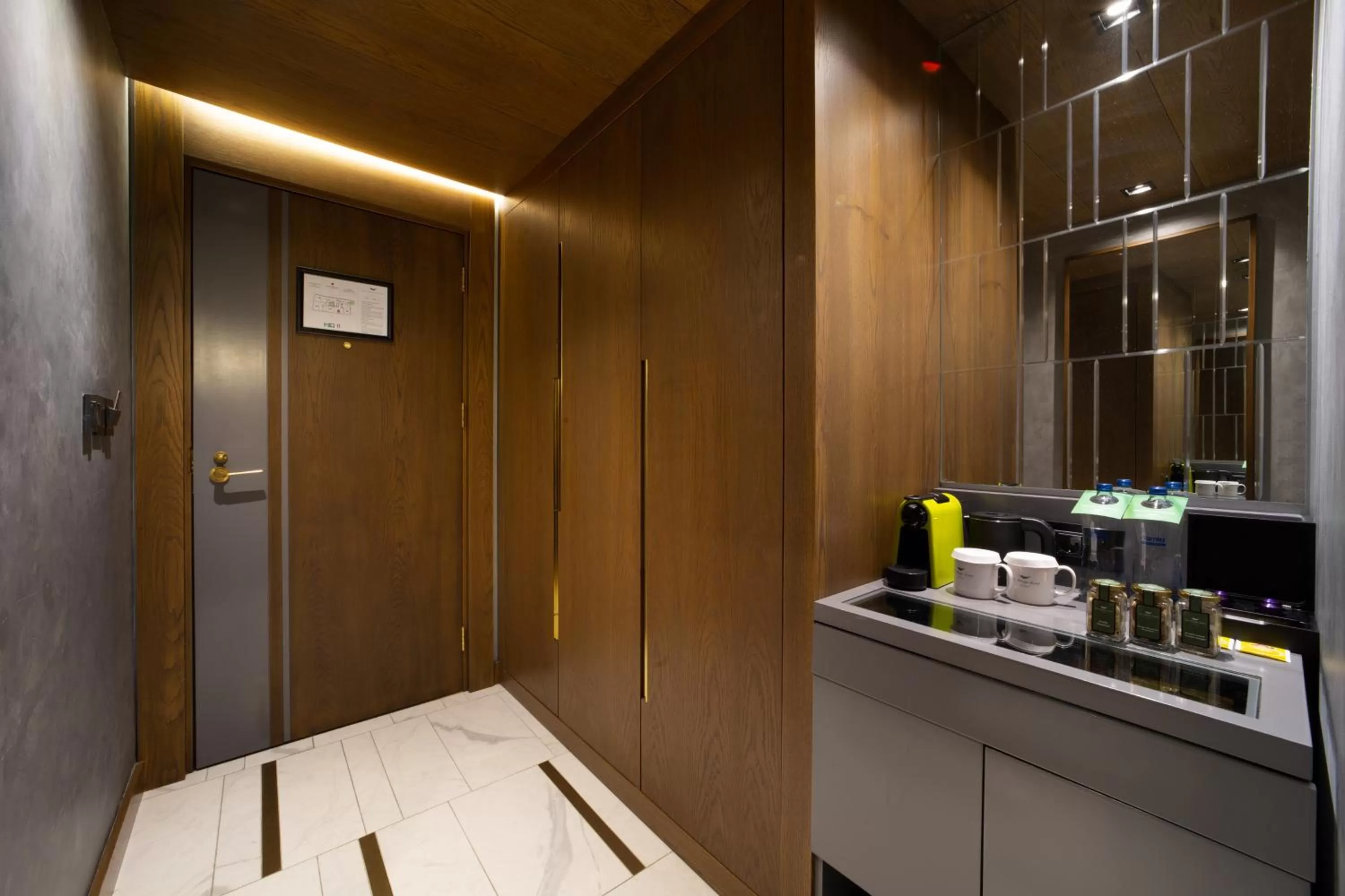 Coffee/tea facilities in The Wings Hotel Istanbul