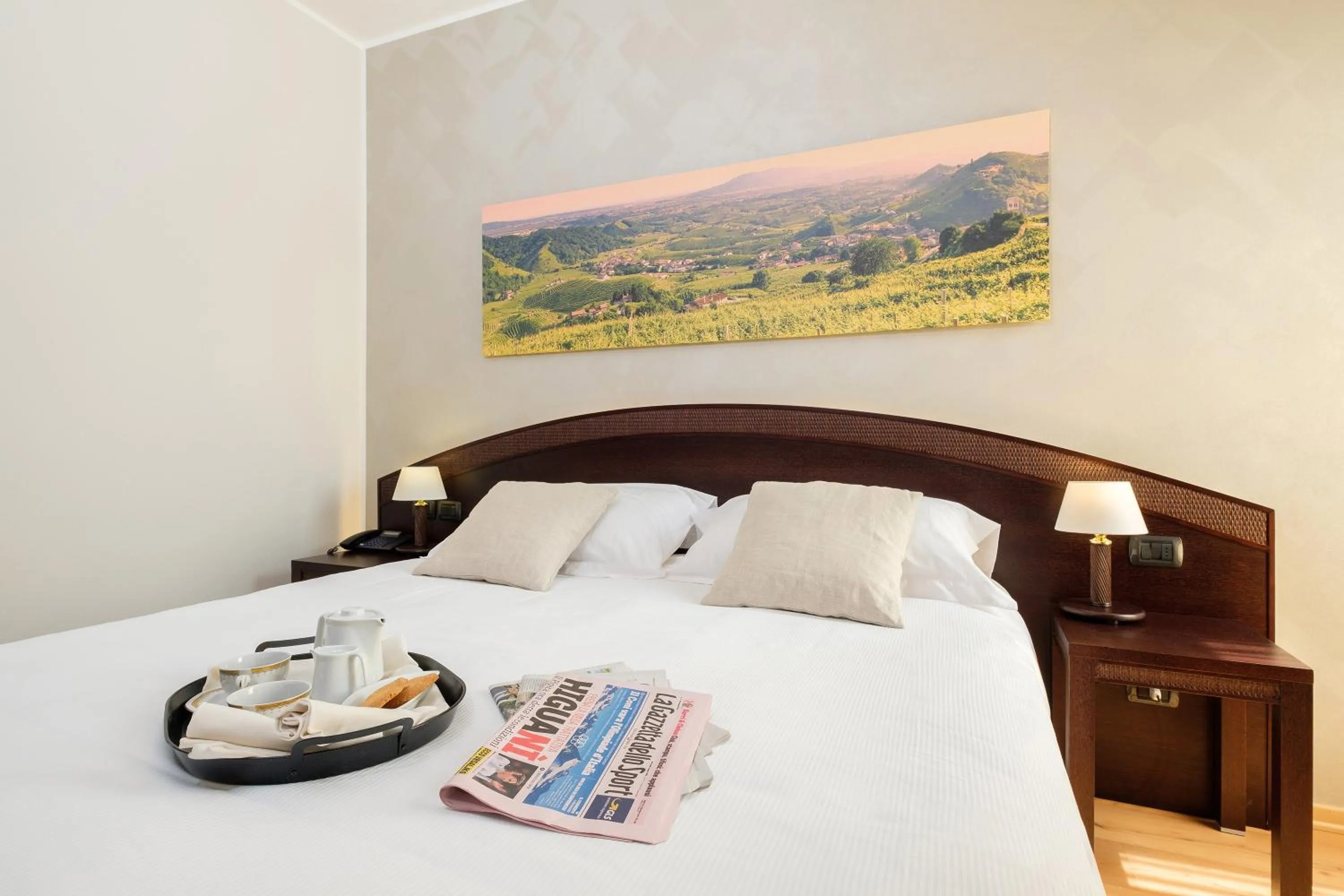 Bedroom, Bed in Wine Hotel San Giacomo Activity & Wellness