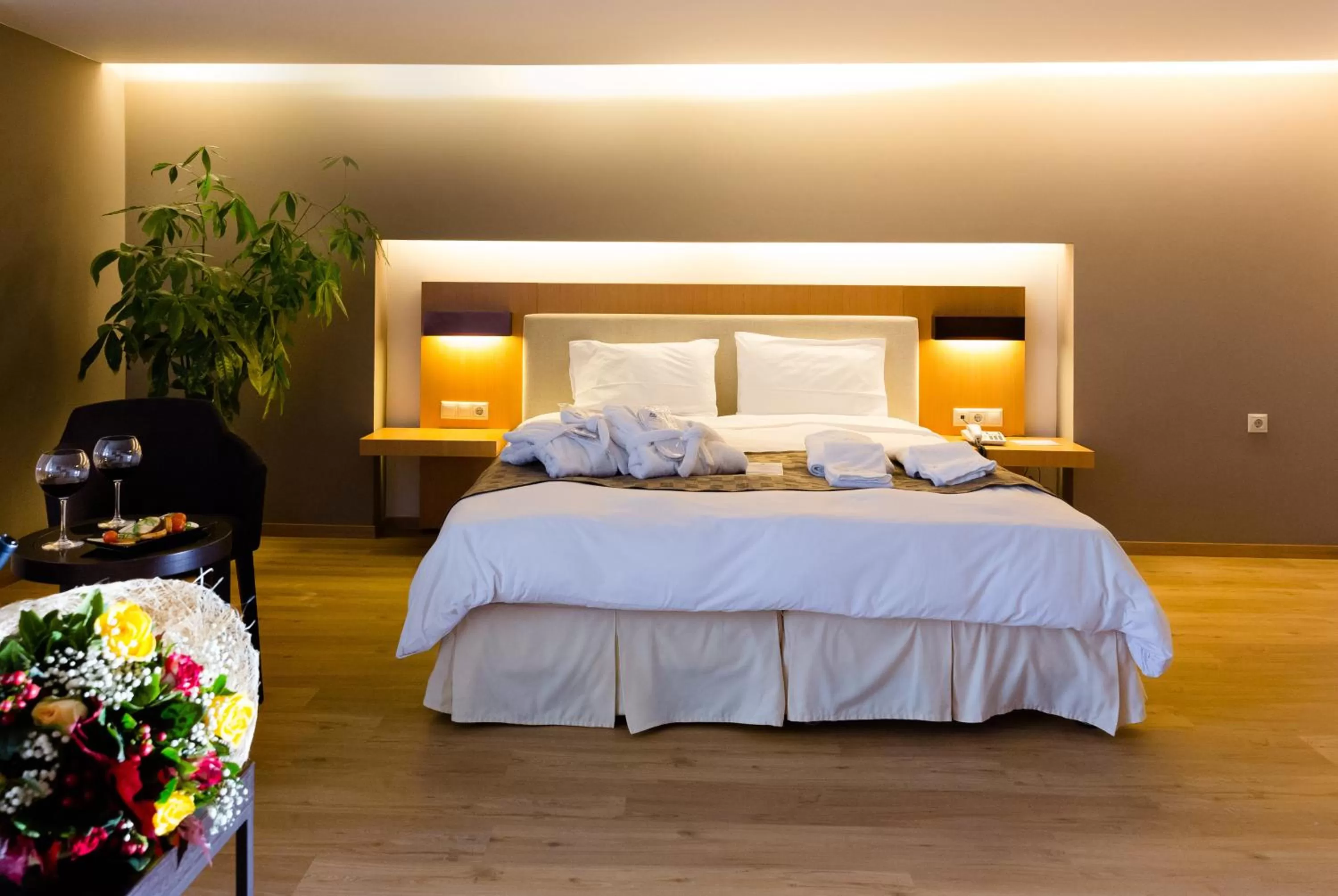 Photo of the whole room, Bed in Philippos Xenia Hotel