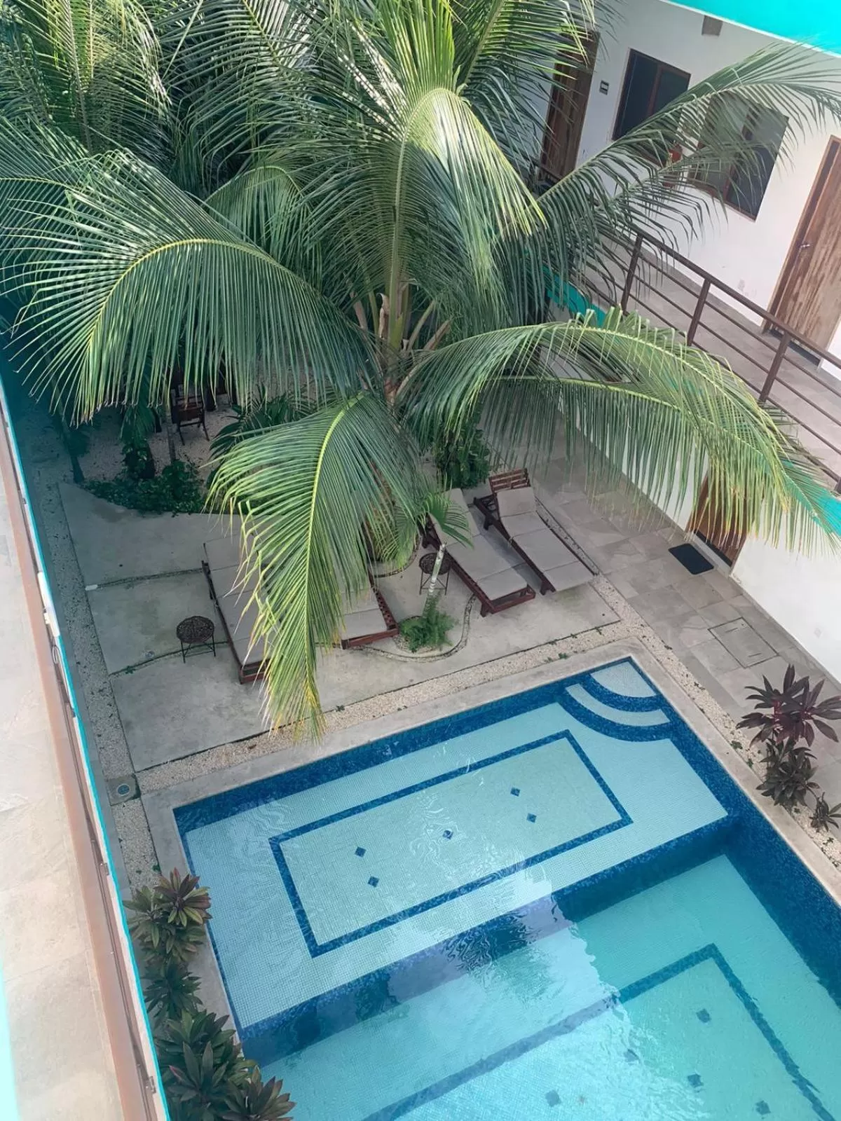 Property building in Los Arcos Hotel - TULUM