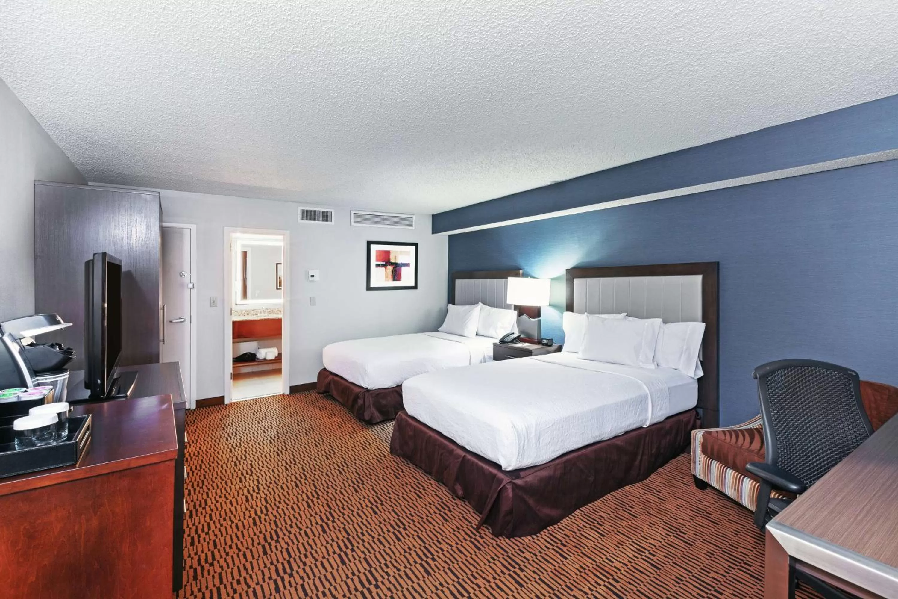 Bedroom, Bed in Embassy Suites by Hilton Dallas Market Center