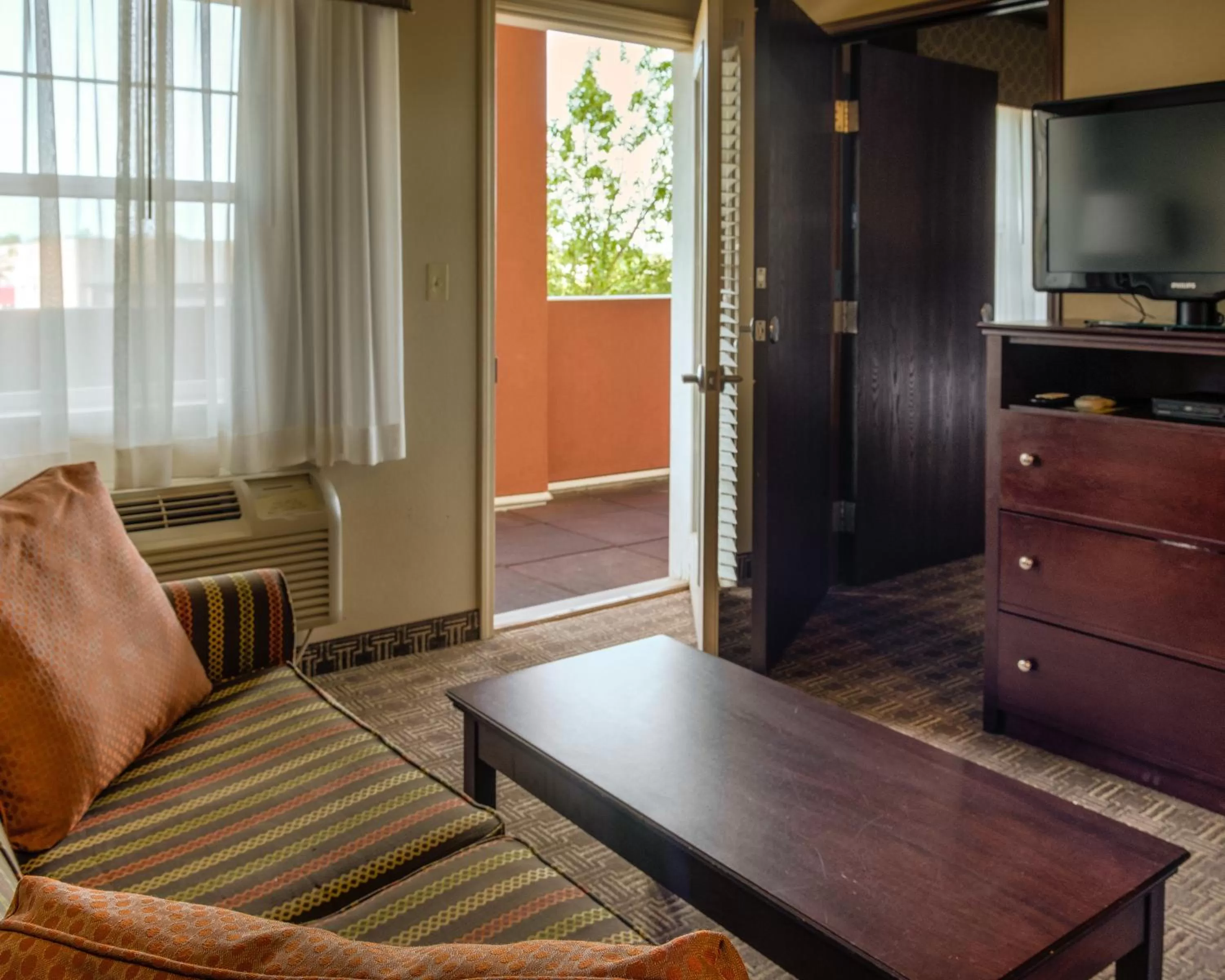 Balcony/Terrace in MainStay Suites St Robert - Fort Leonard Wood