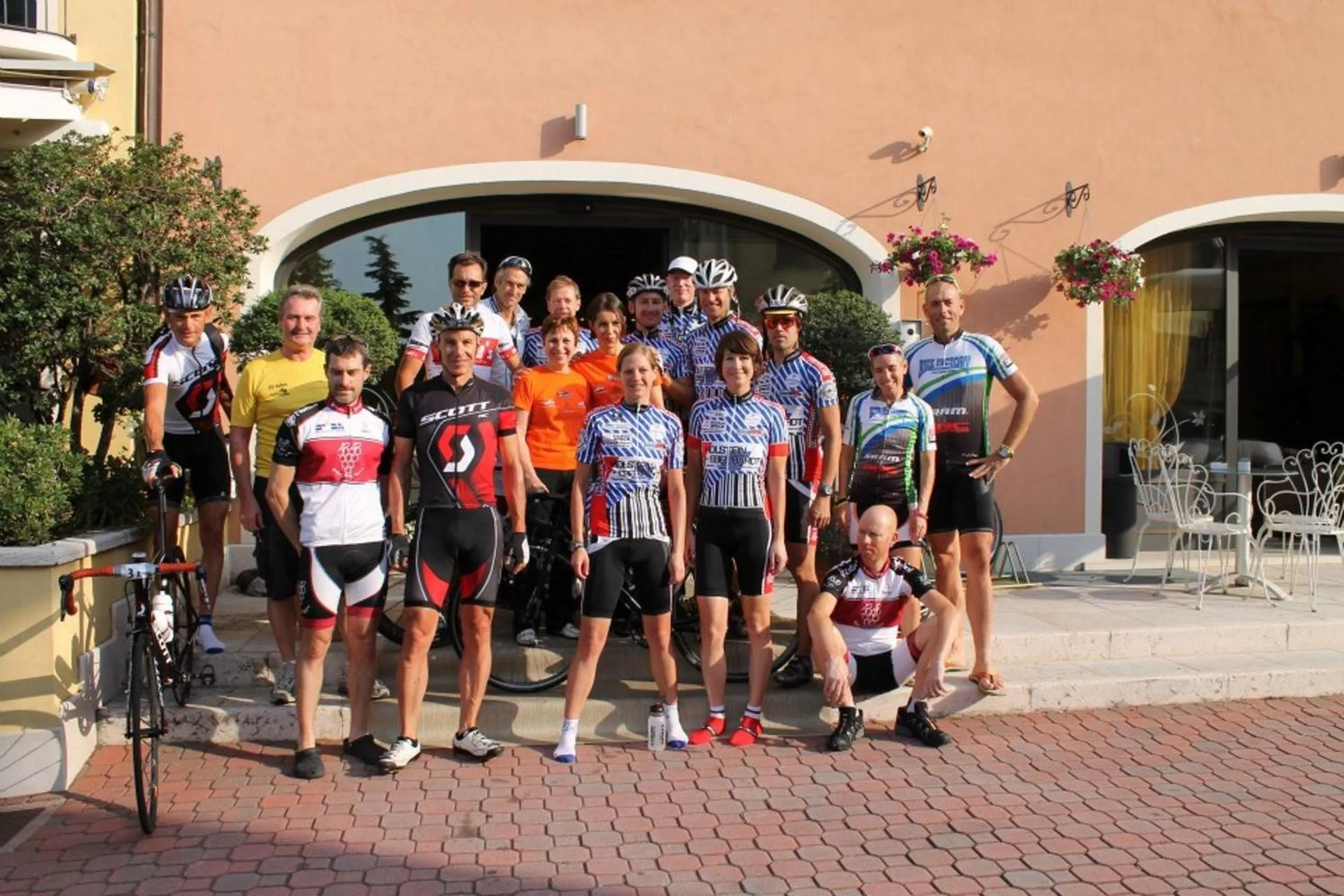 group of guests in Wine Hotel San Giacomo Activity & Wellness