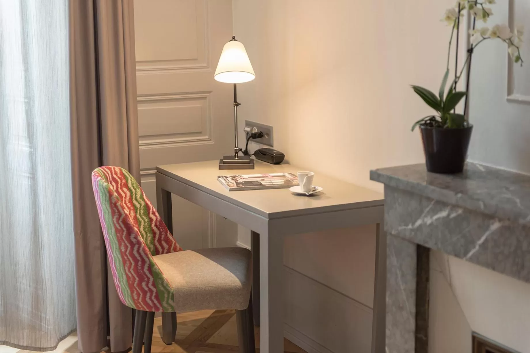 Seating area in Hôtel du Théâtre, Boutique Hôtel