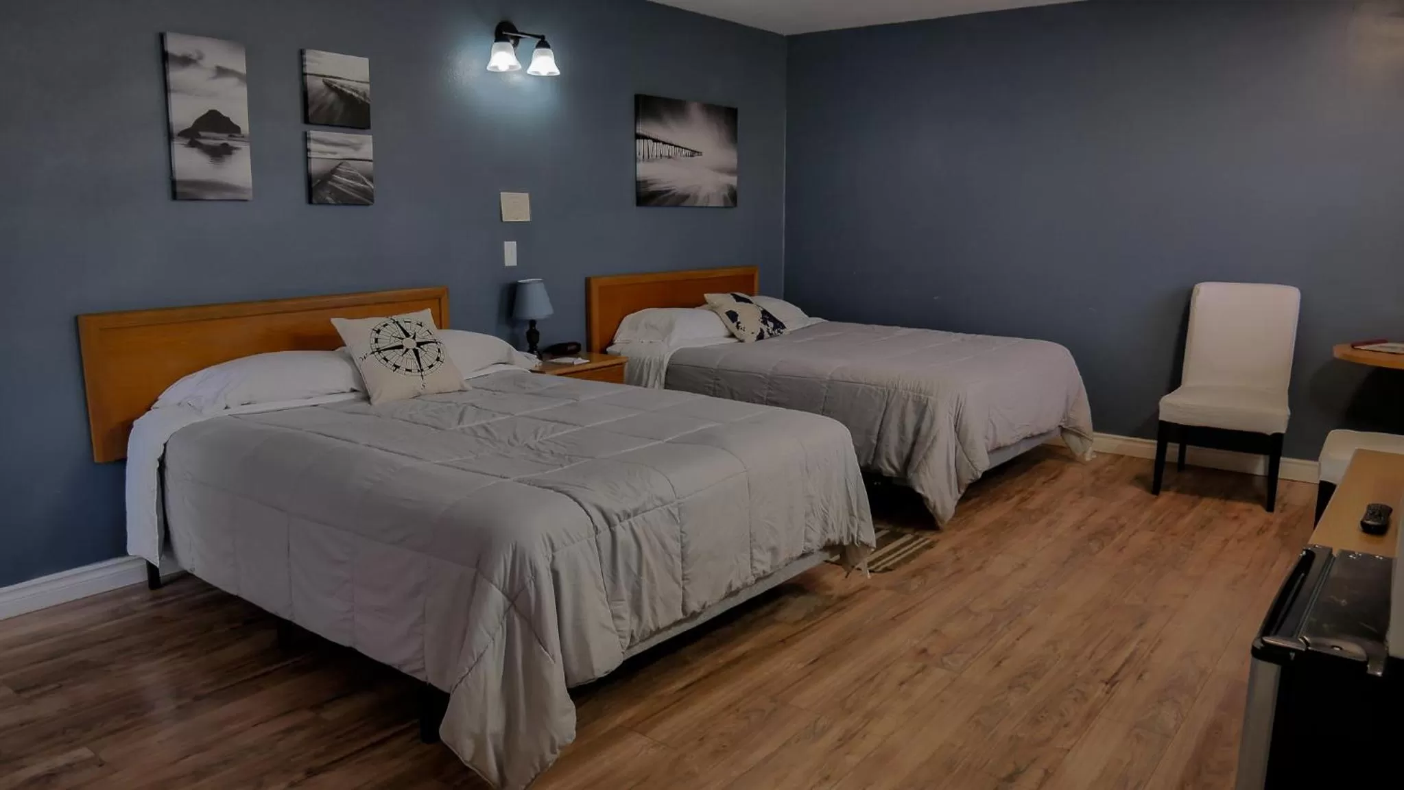 Bed in Snohomish Inn