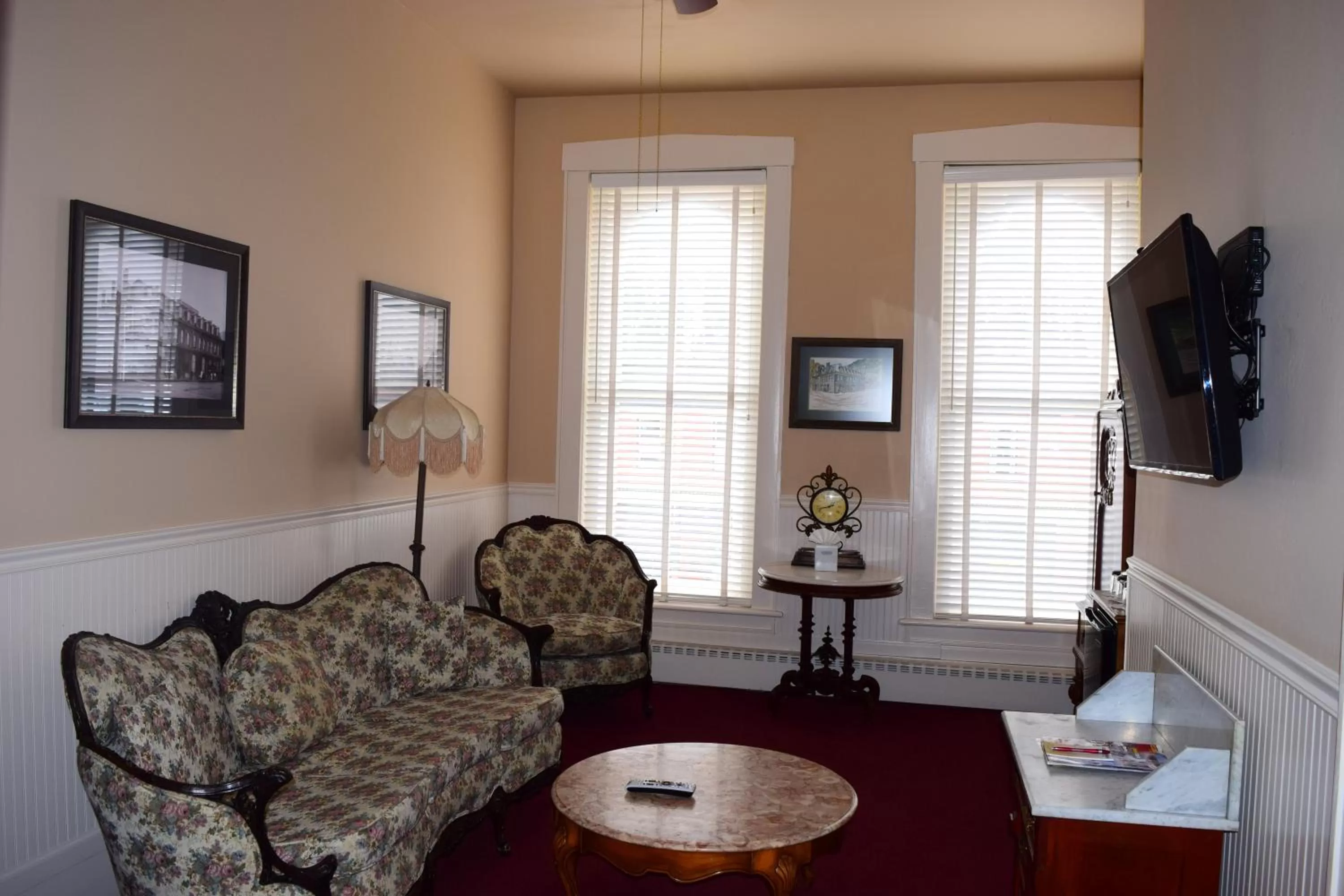 Grand Imperial Hotel