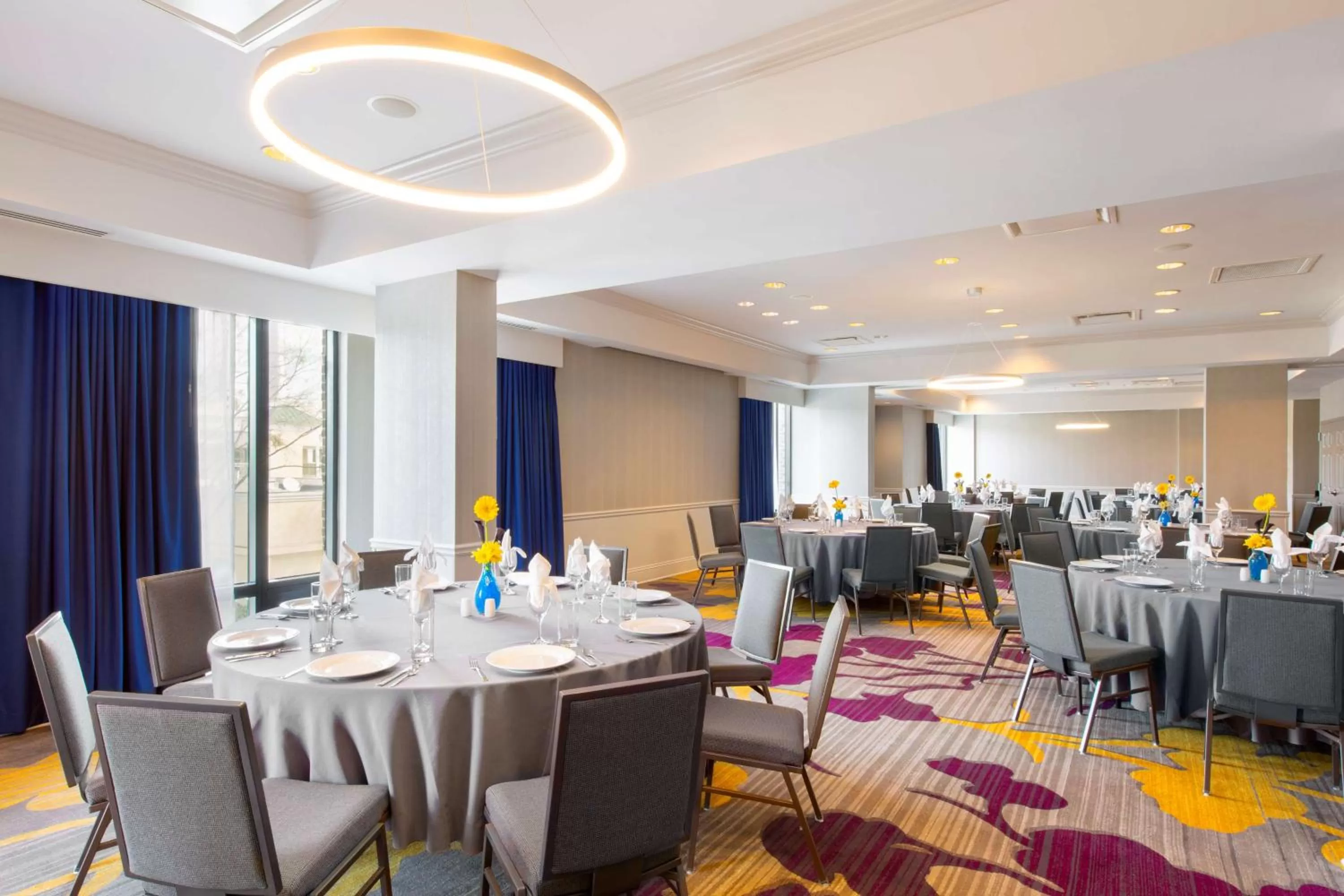 Meeting/conference room in DoubleTree by Hilton Historic Savannah