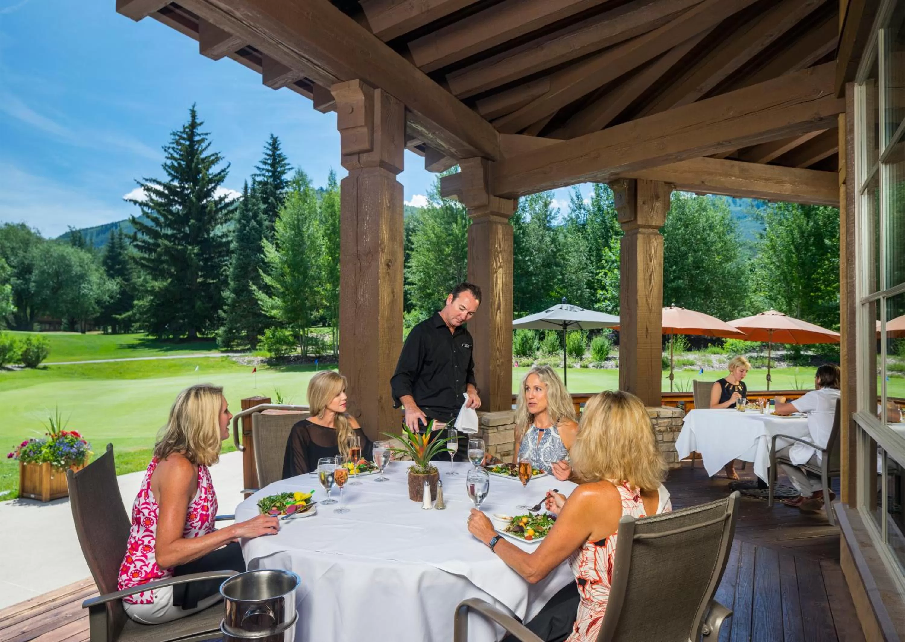 Restaurant/places to eat in Hotel Park City, Autograph Collection
