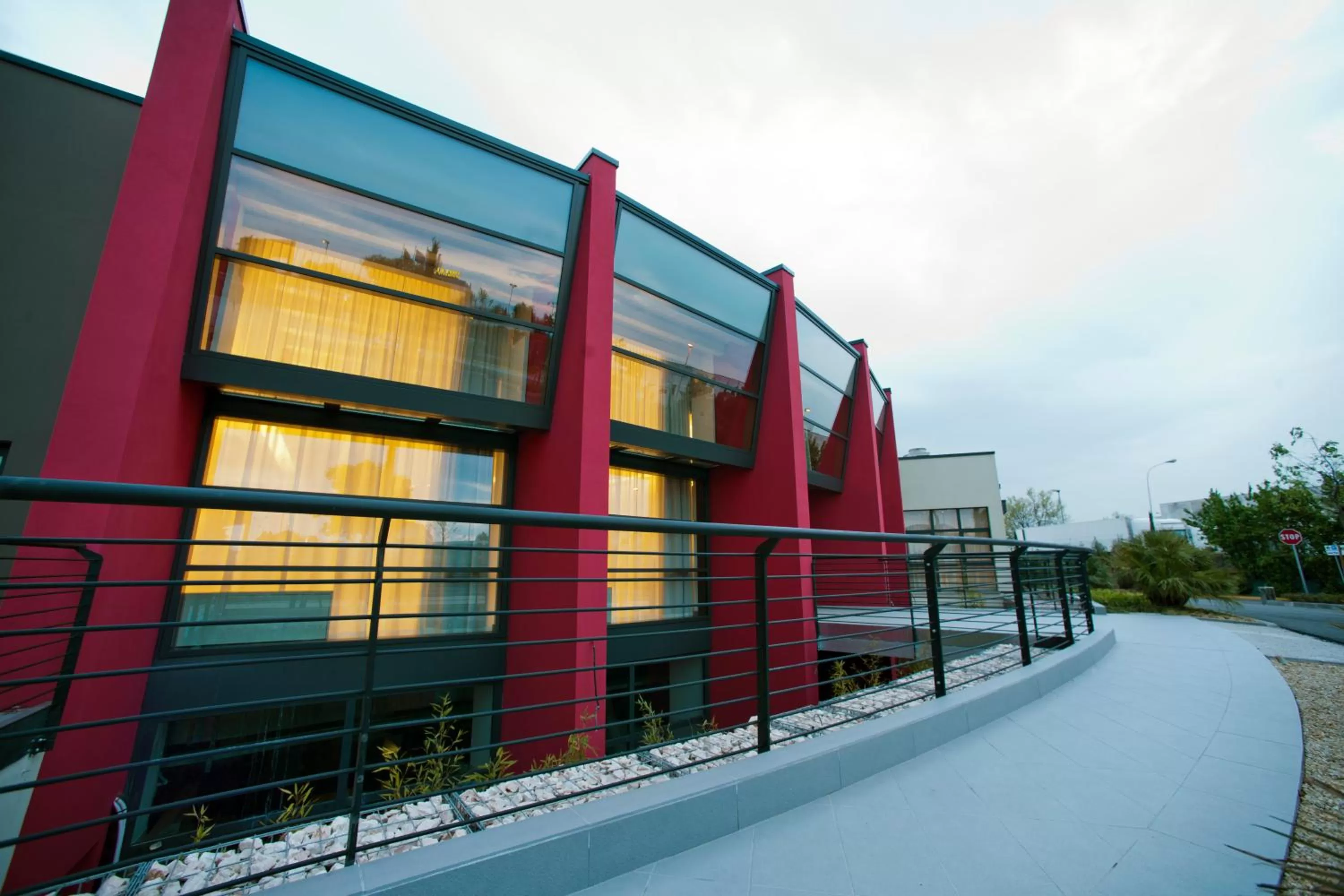 Facade/entrance in DB Hotel Verona Airport Congress & Spa