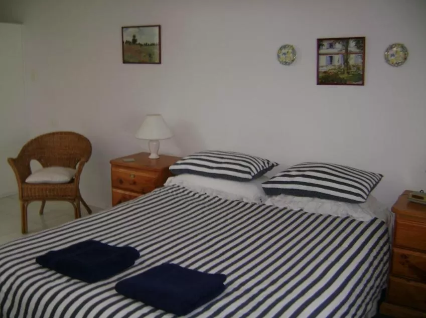 Bed in River Park Motor Inn