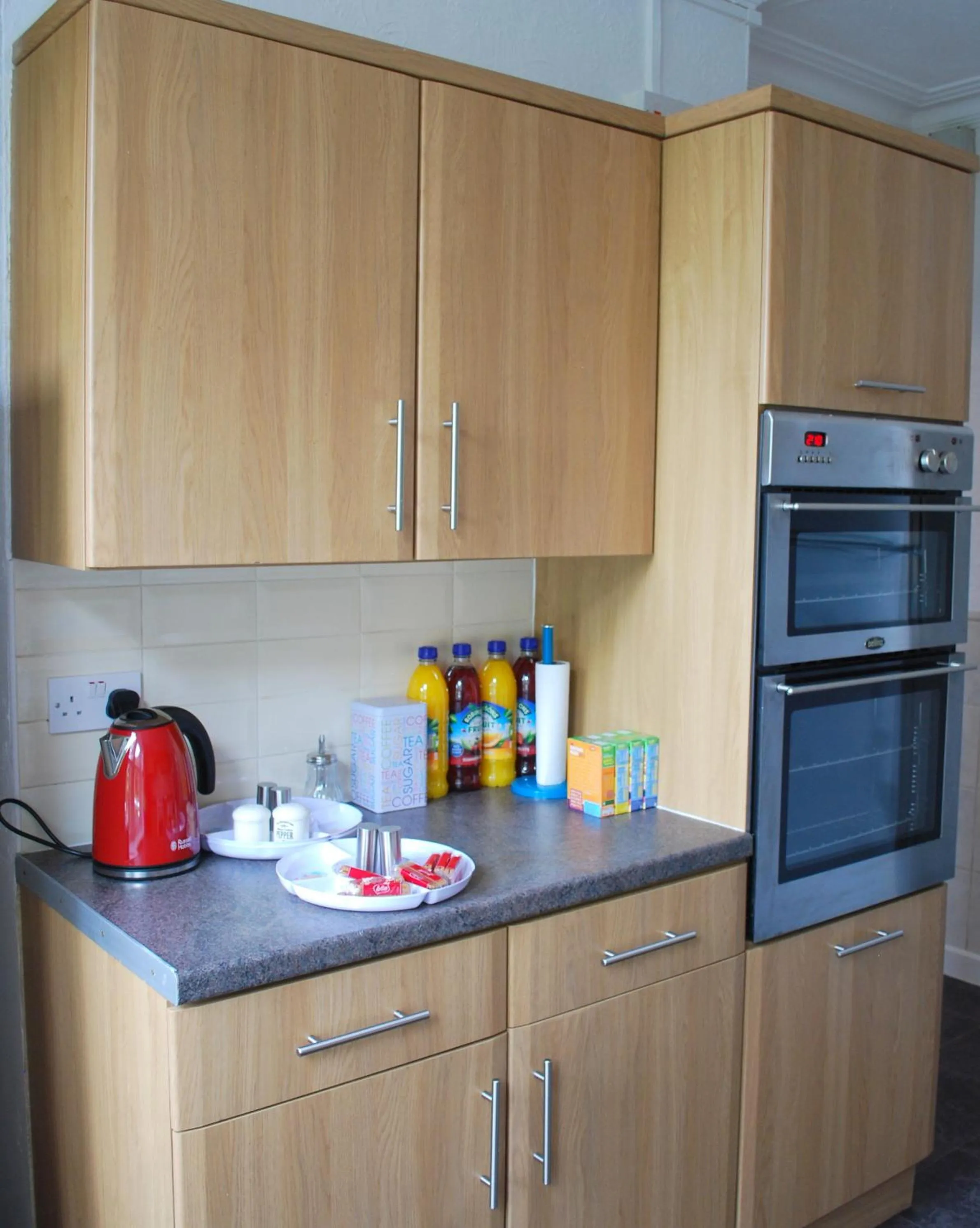 Communal kitchen in Clift Guest House