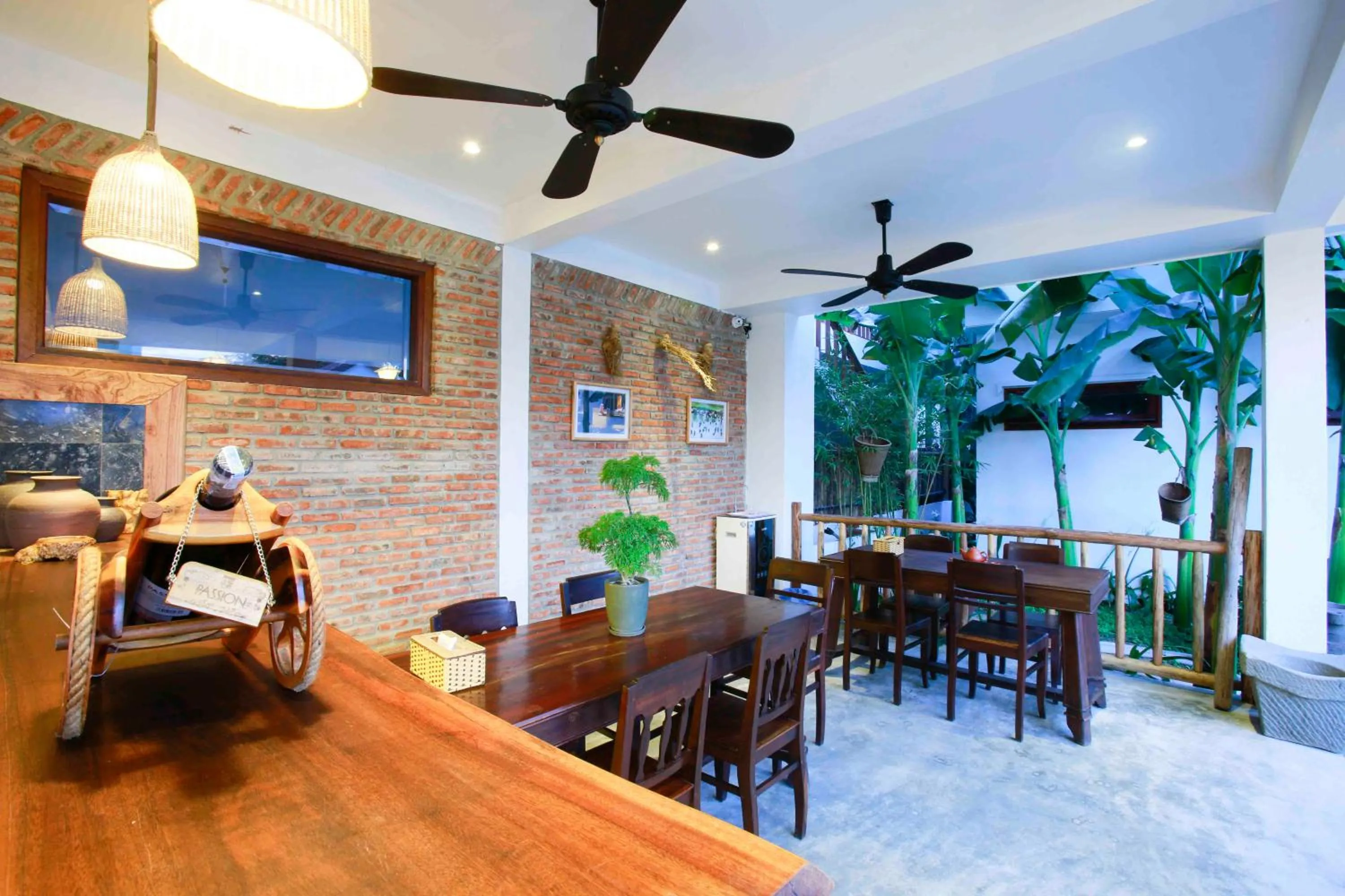 Restaurant/places to eat in Vina Beach Pool Villas