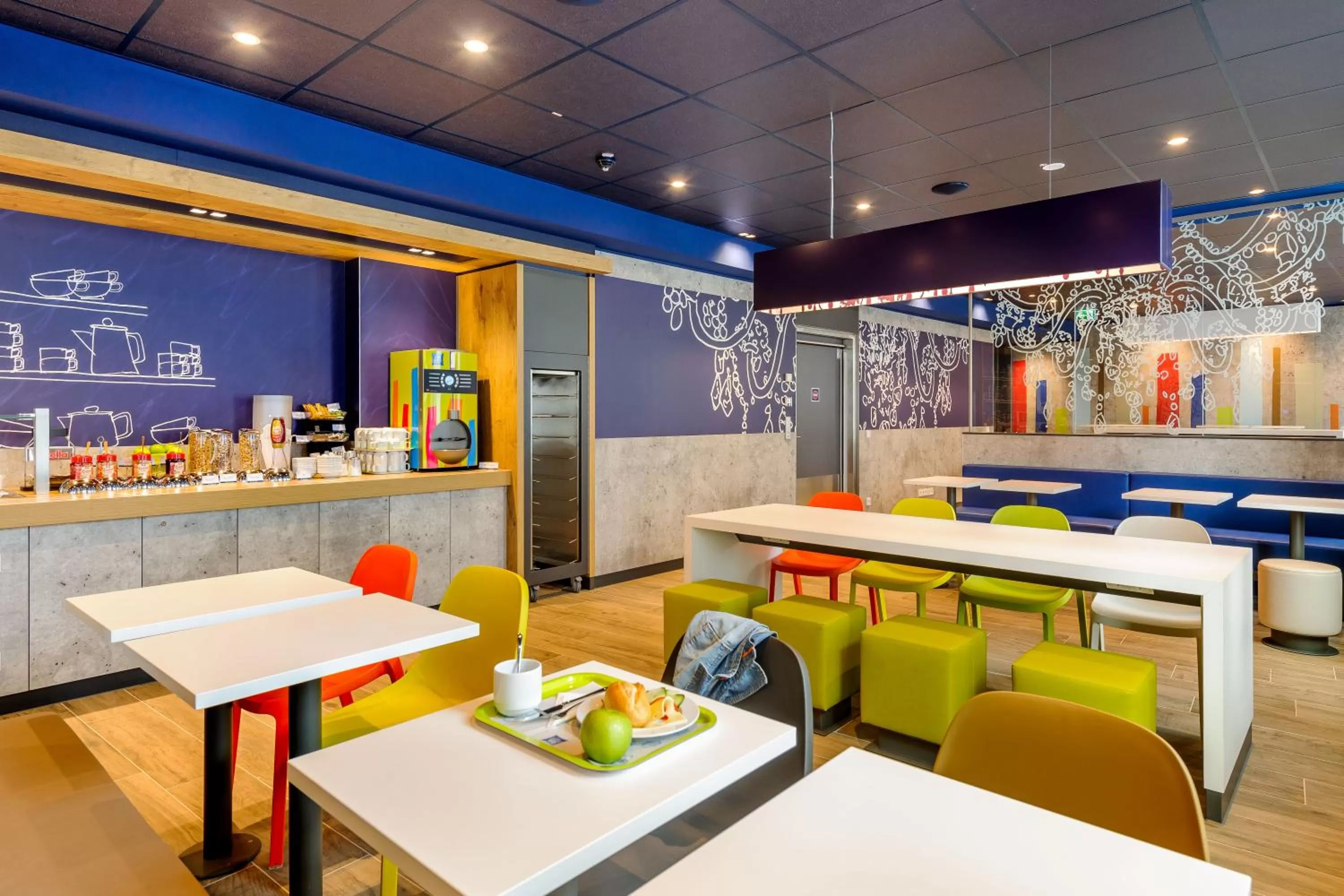 Buffet breakfast in ibis budget Frankfurt City Ost