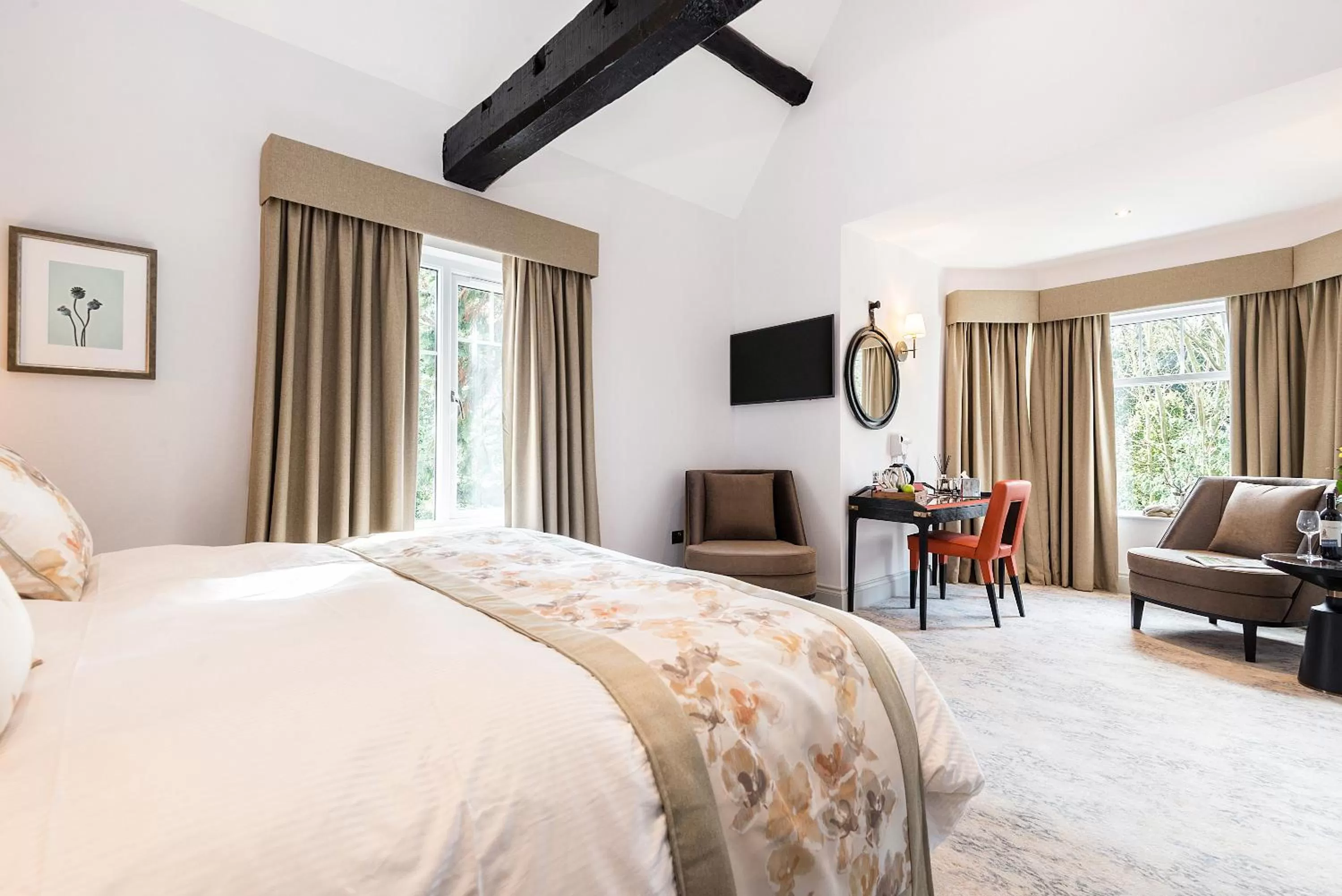 Bed in Burnside Hotel