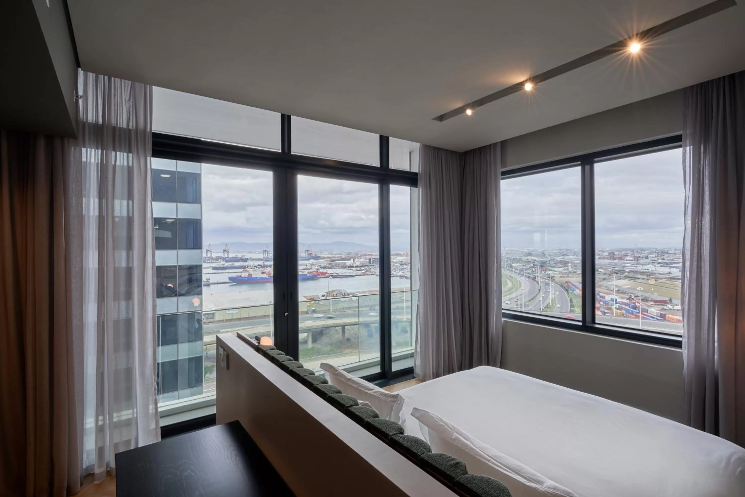 View (from property/room), Bed in The Rockefeller Hotel by NEWMARK