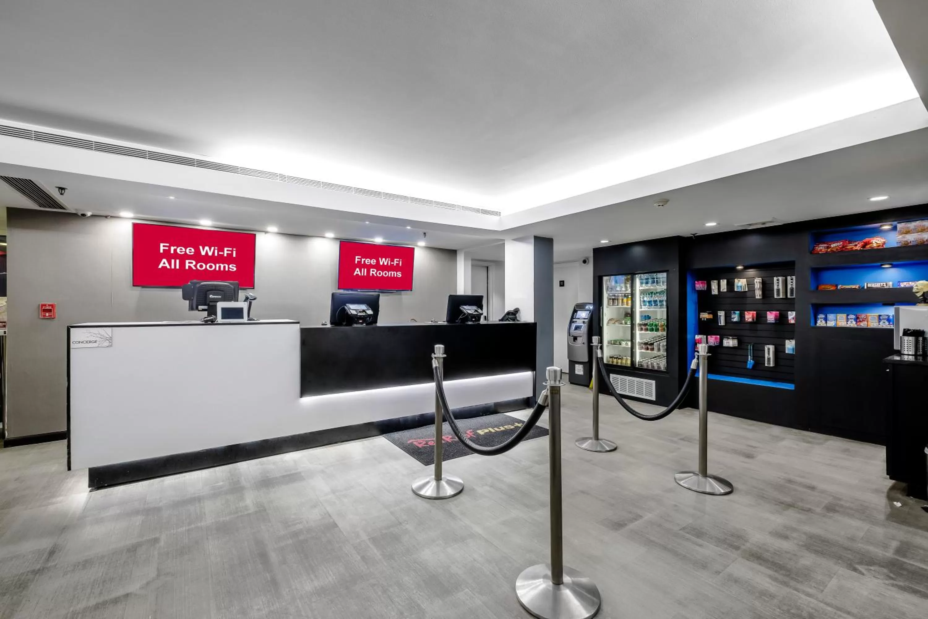 Lobby or reception, Lounge/Bar in Red Roof Inn PLUS Orlando-Convention Center- Int'l Dr