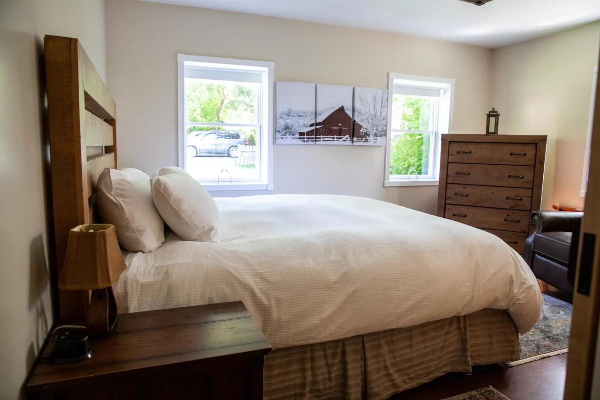 Bed in The Woodstocker B&B