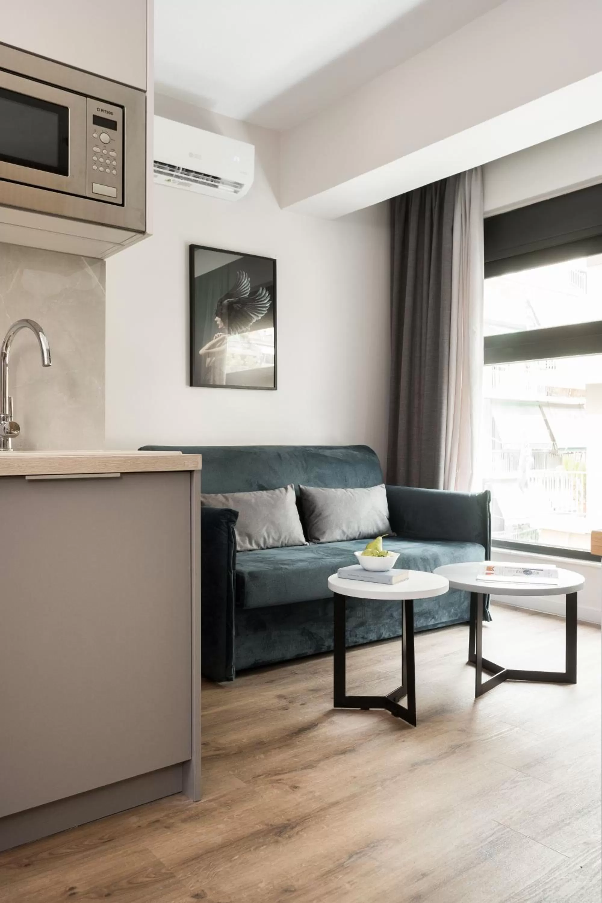 Kitchen or kitchenette in LUX&EASY Athens Downtown Apartments