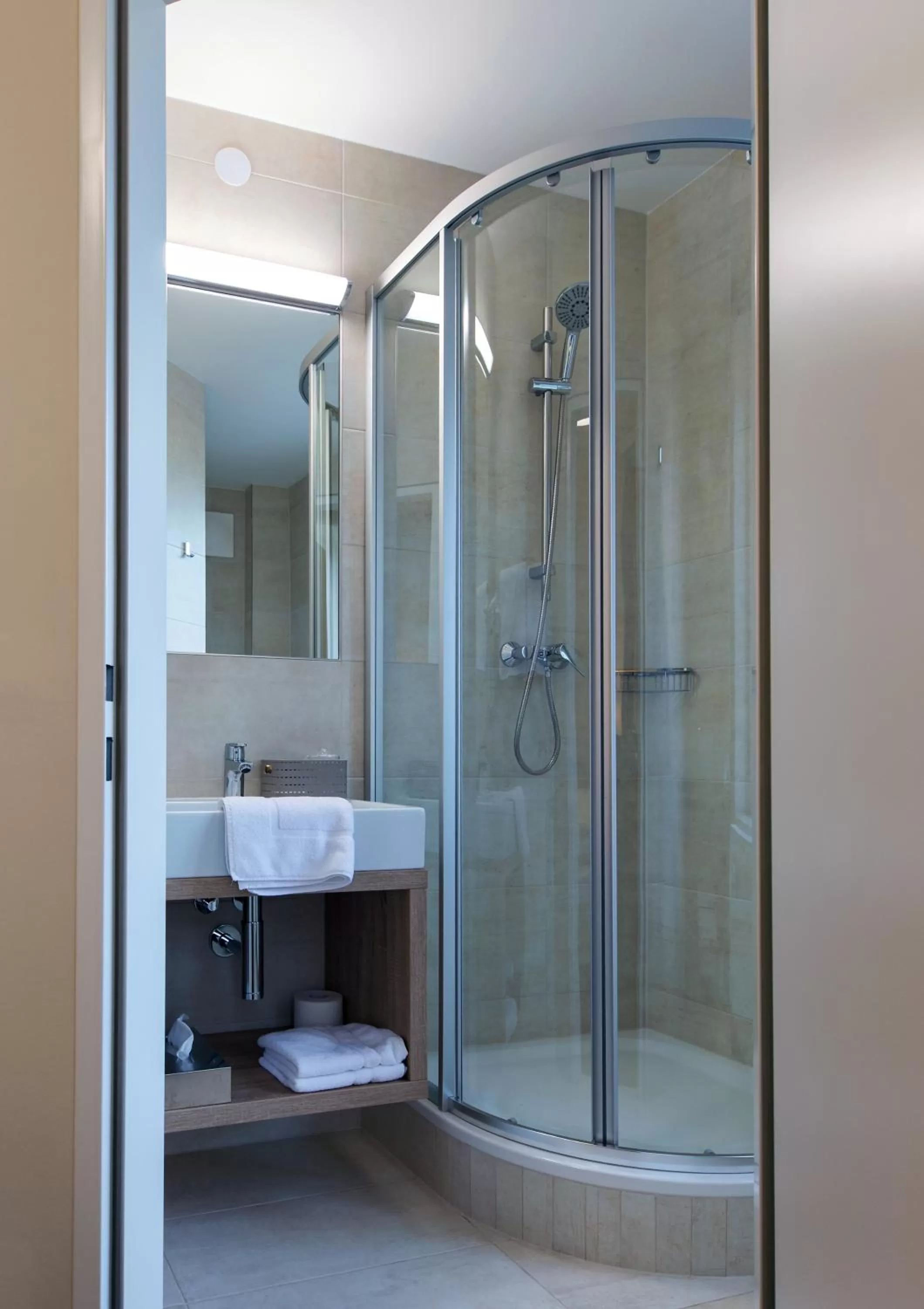 Bathroom in Hotel Guidassoni