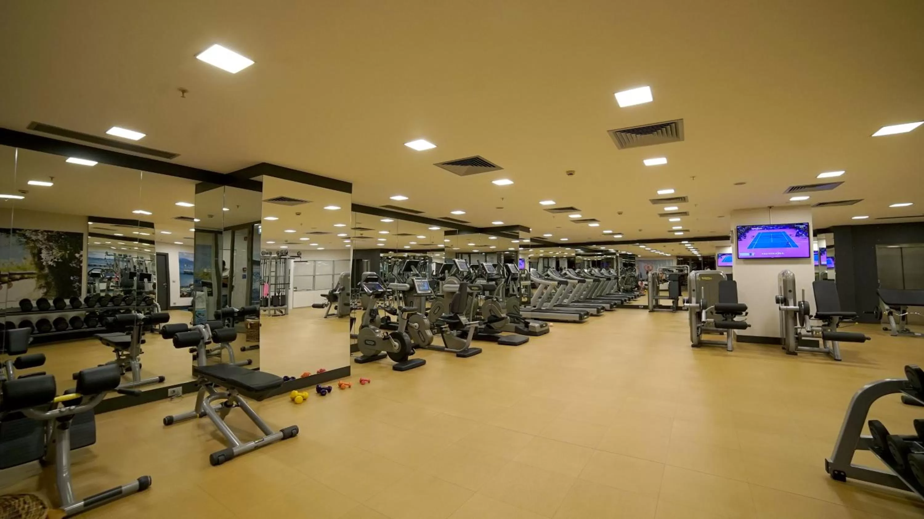 Fitness centre/facilities in Point Hotel Taksim