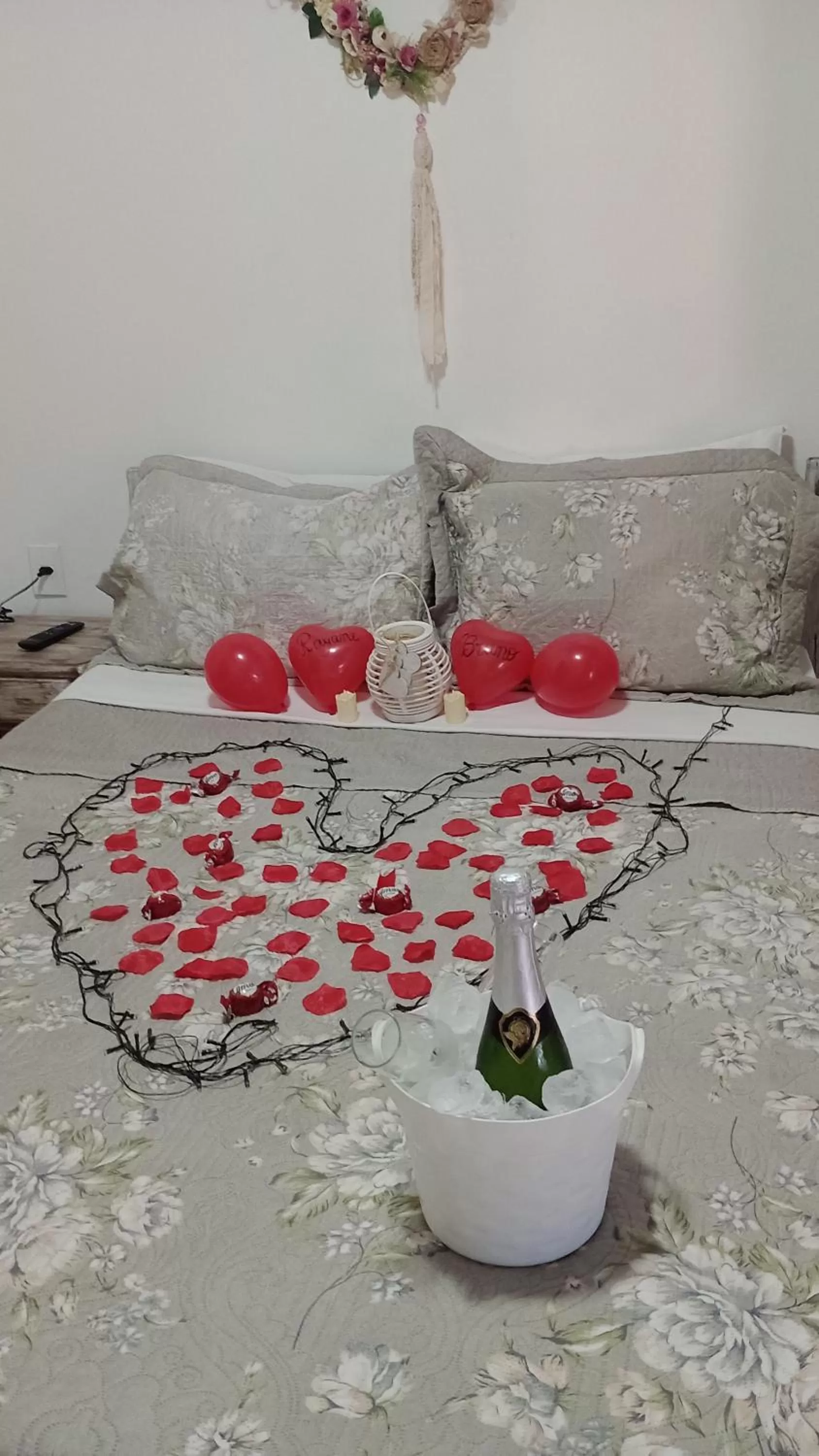 Decorative detail in Hibiscos Pousada