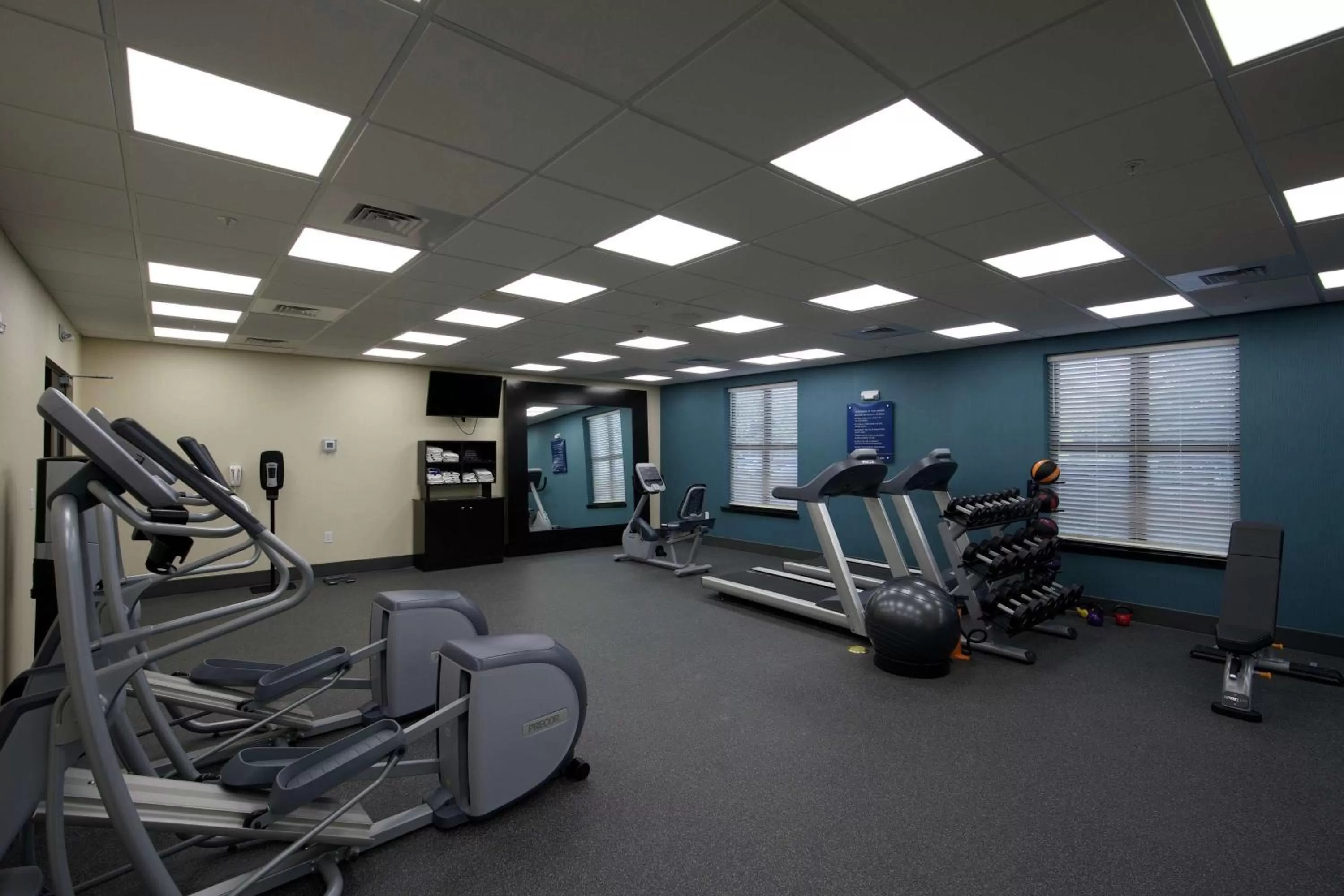 Fitness centre/facilities in Hampton Inn & Suites Ridgeland