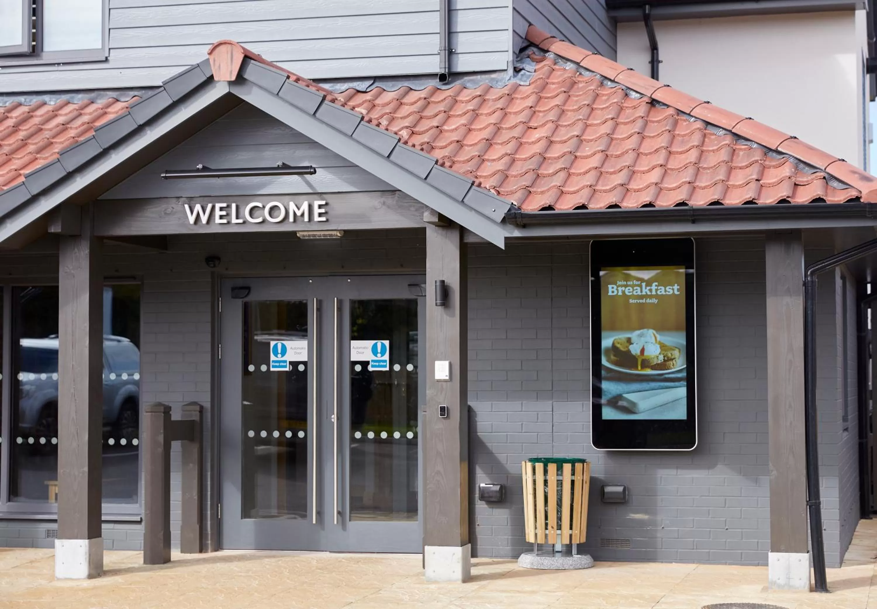 Facade/entrance in The Churchill By Greene King Inns