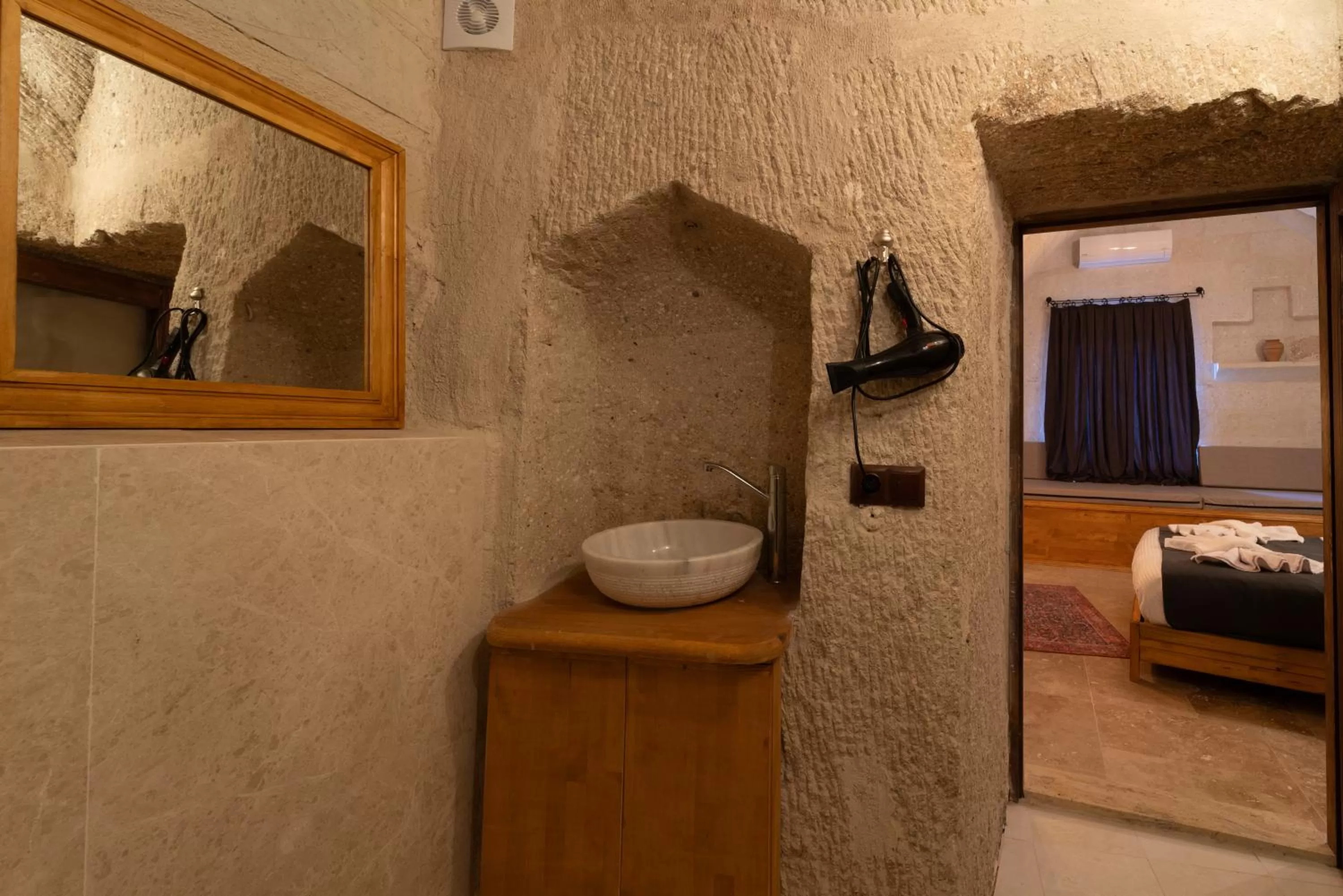 Bathroom, Bed in Göreme Escape Cave