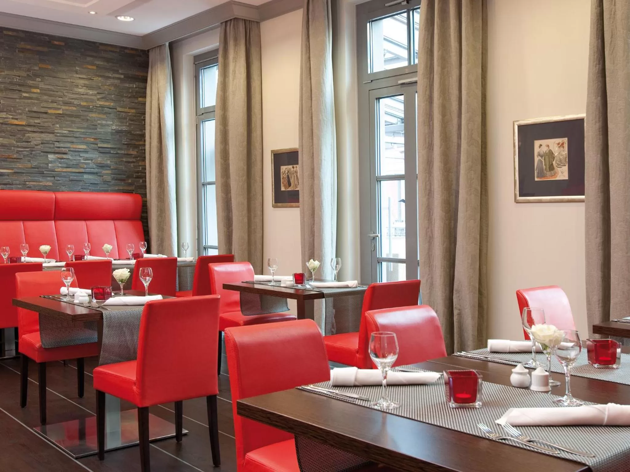 Restaurant/places to eat in DORMERO Schlosshotel Reichenschwand