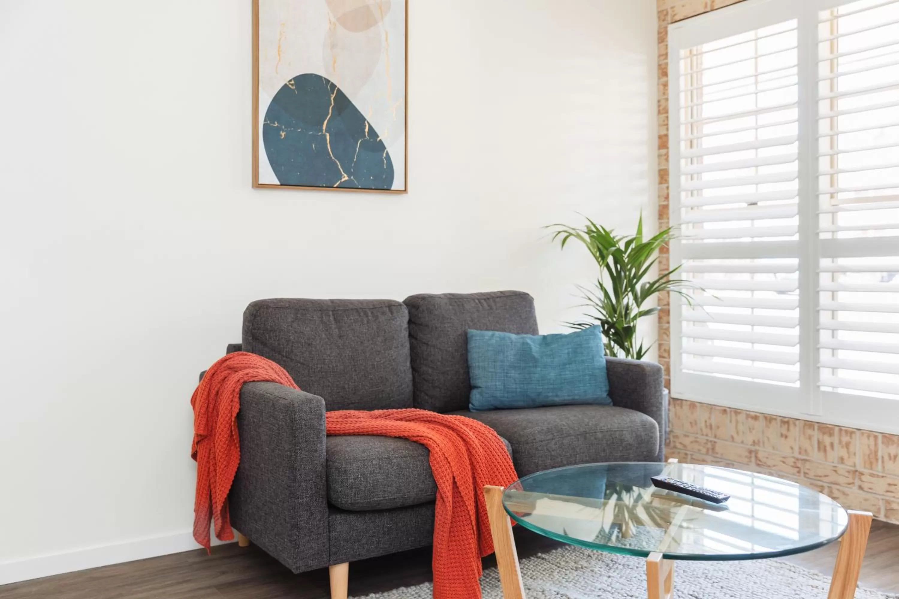 Seating area in Coopers Colonial Motel