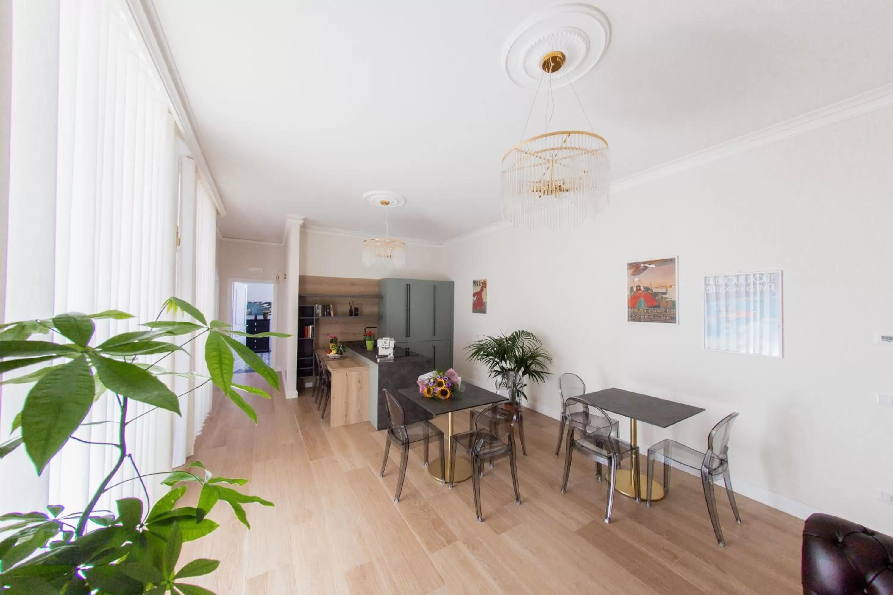 Dining Area in Novecento