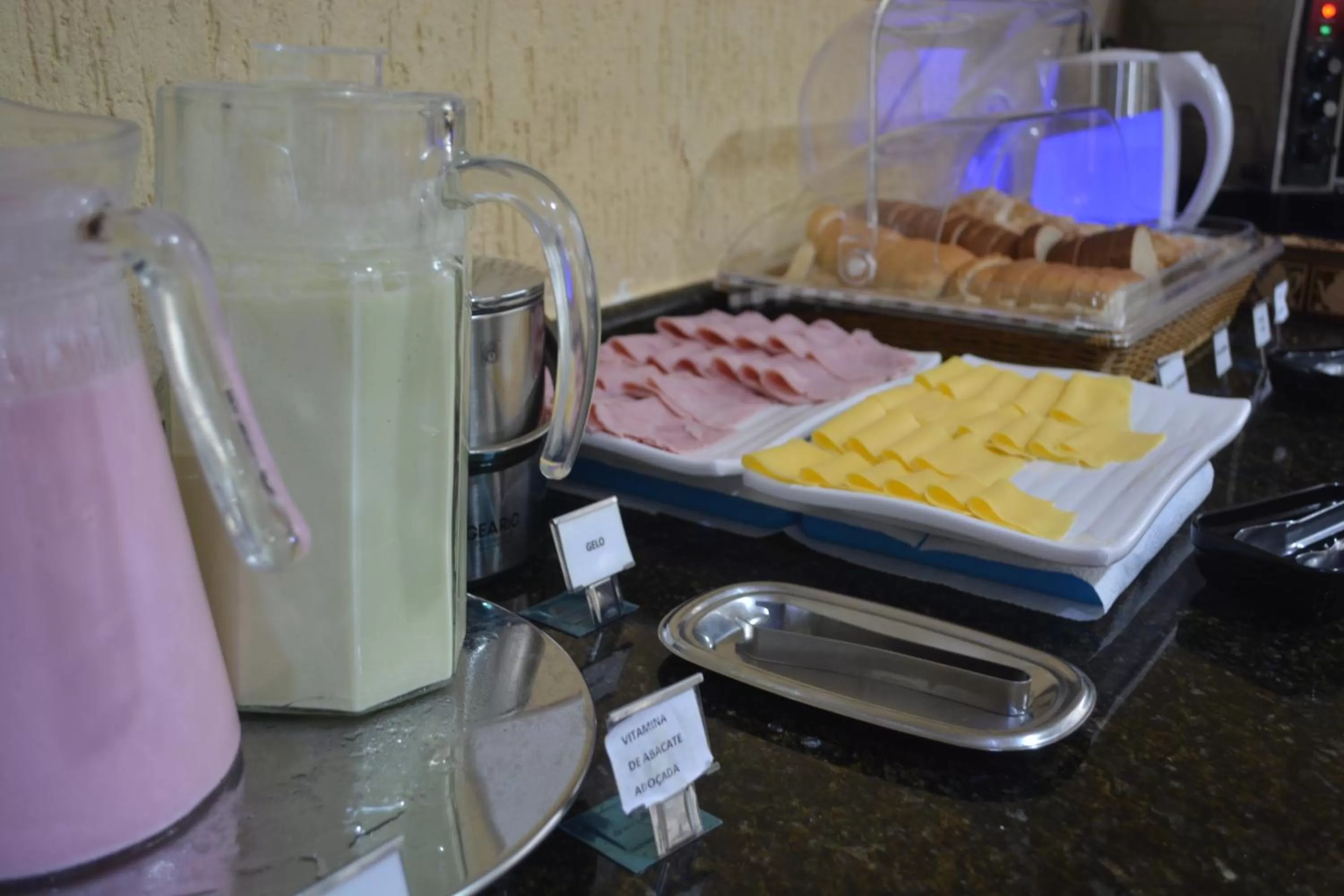 Buffet breakfast in Hotel Calstar