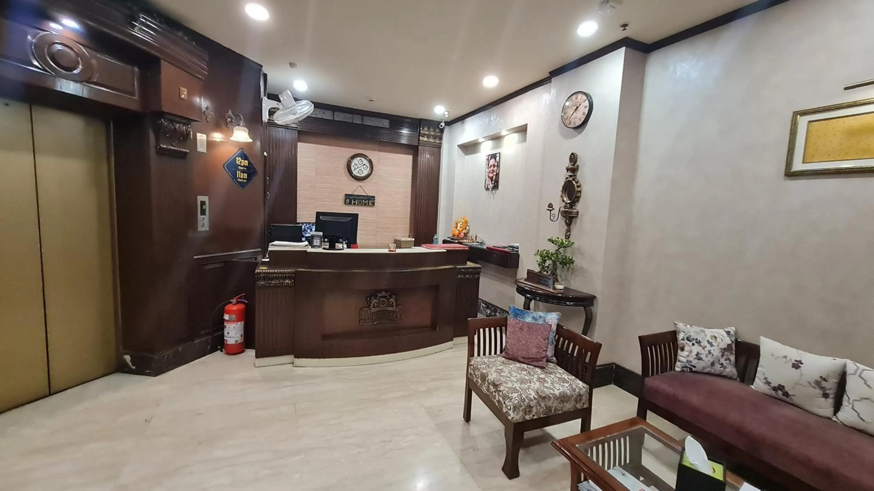 Lobby or reception in Hotel Diplomat Residency