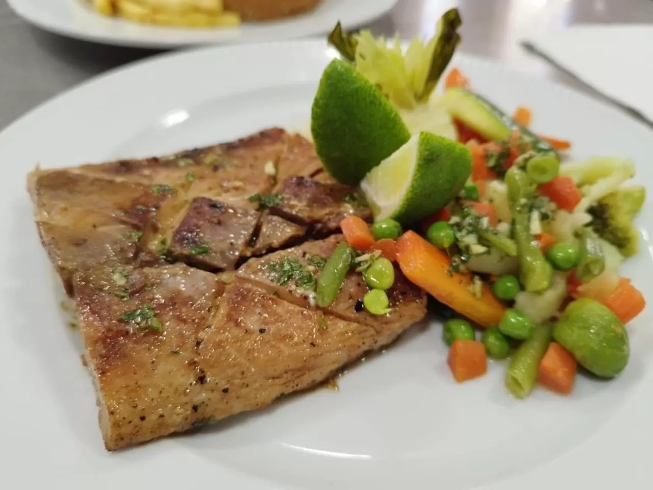 Food in Sunset Boutique Hotel All Suites