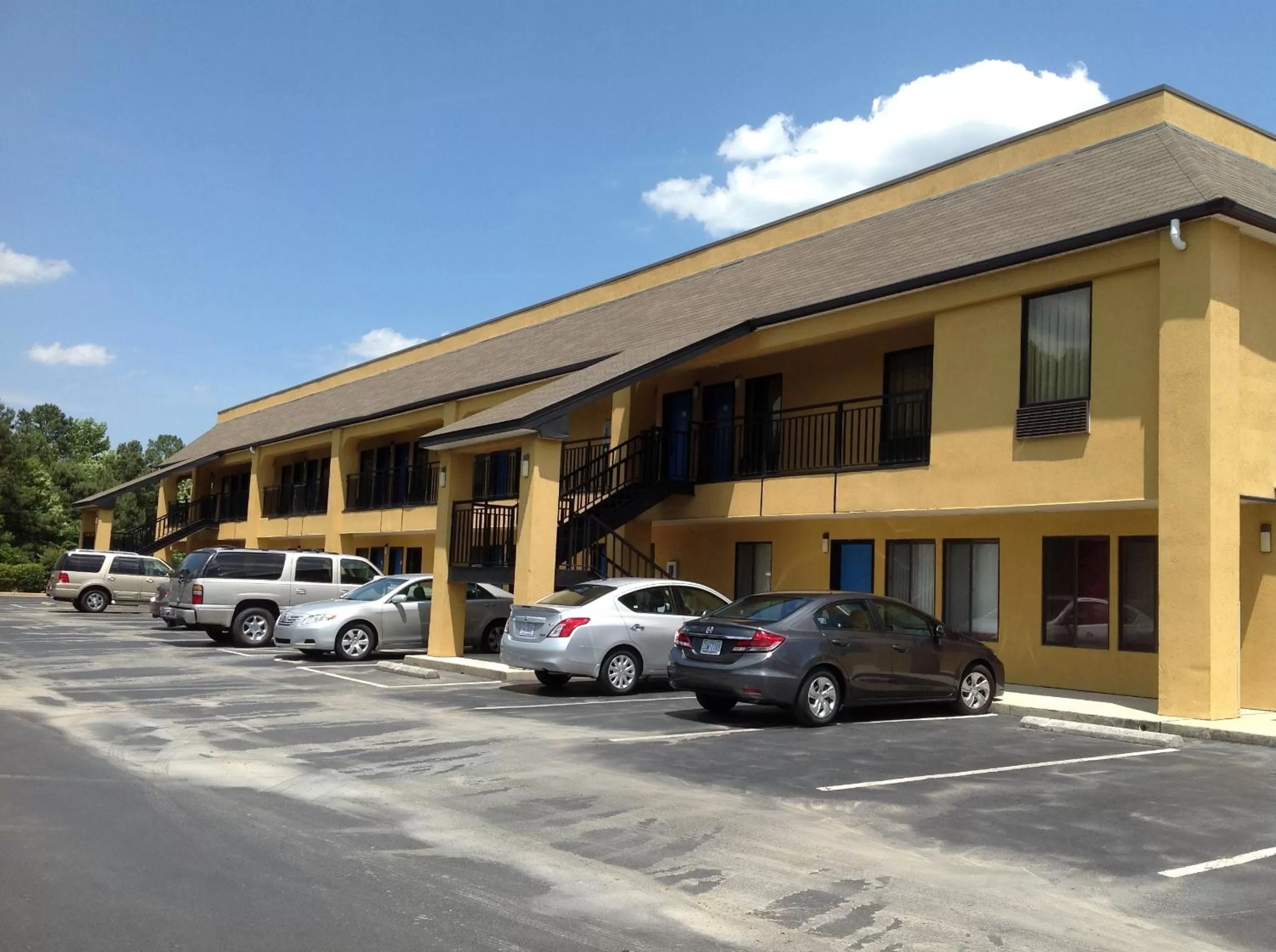 Property building in Days Inn by Wyndham Biscoe