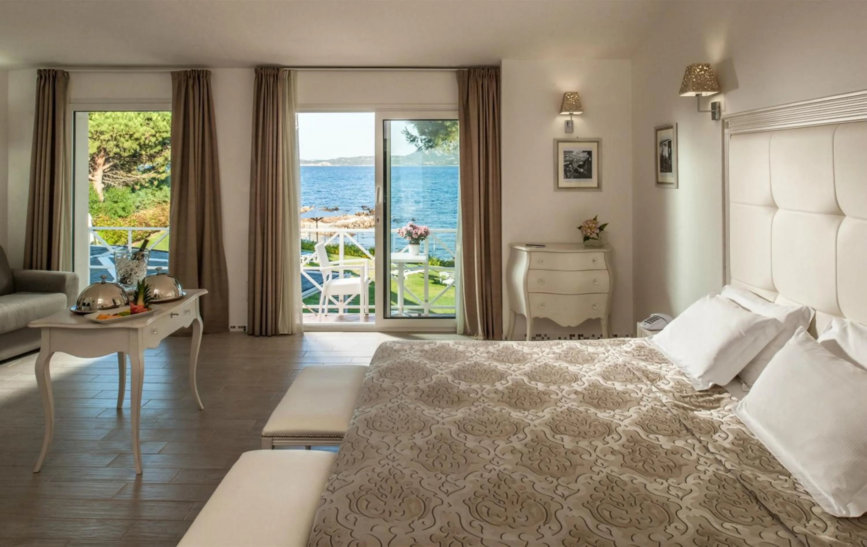 Bedroom, Bed in The Pelican Beach Resort & SPA - Adults Only