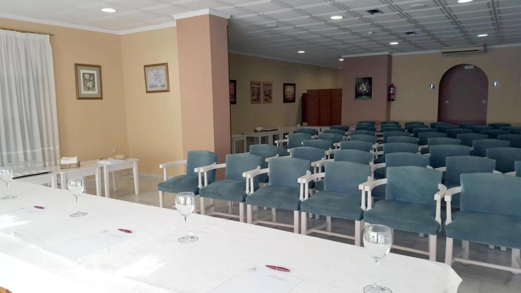 Meeting/conference room in Ona Las Rampas