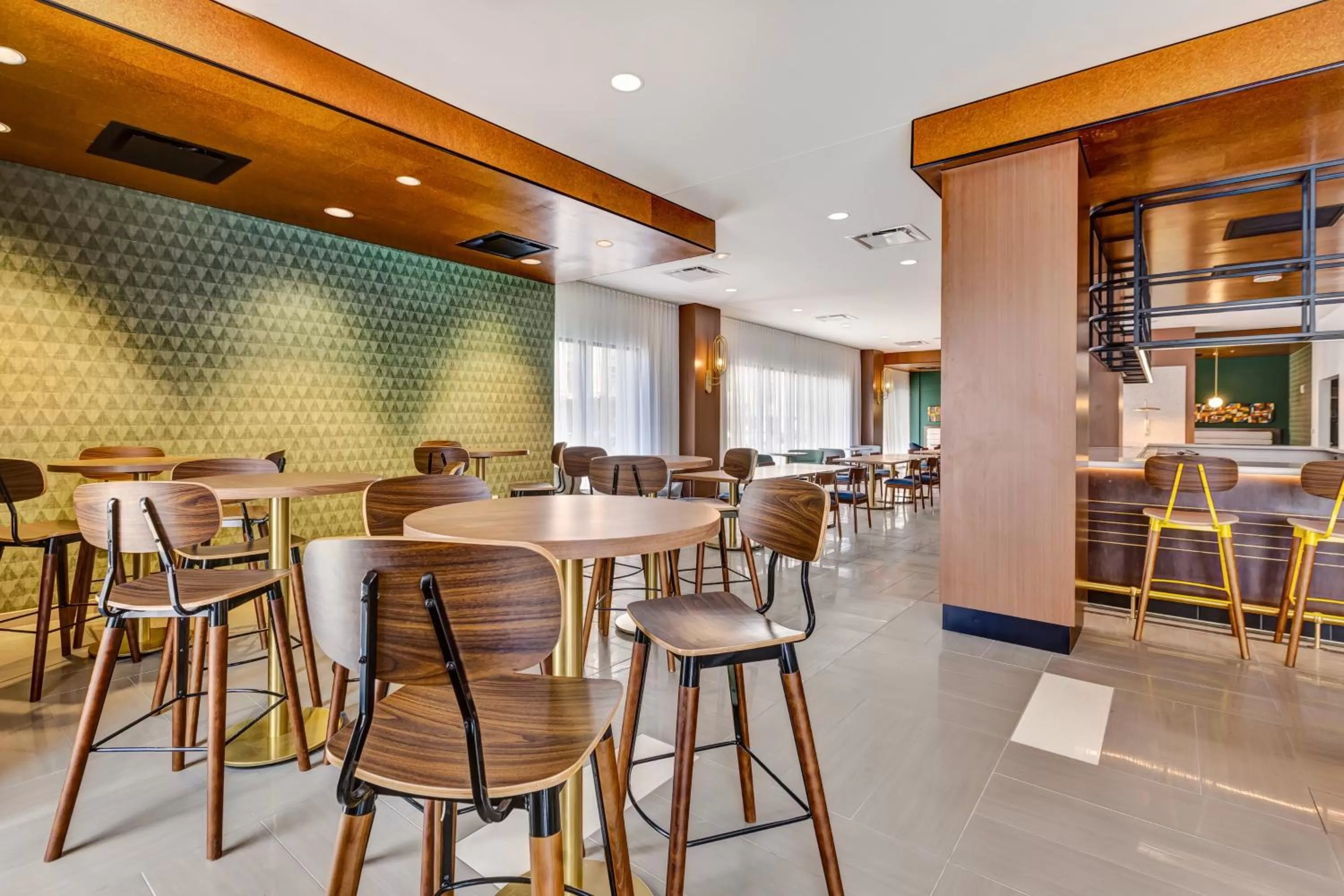 Lounge or bar in Hotel Indigo Detroit Downtown by IHG