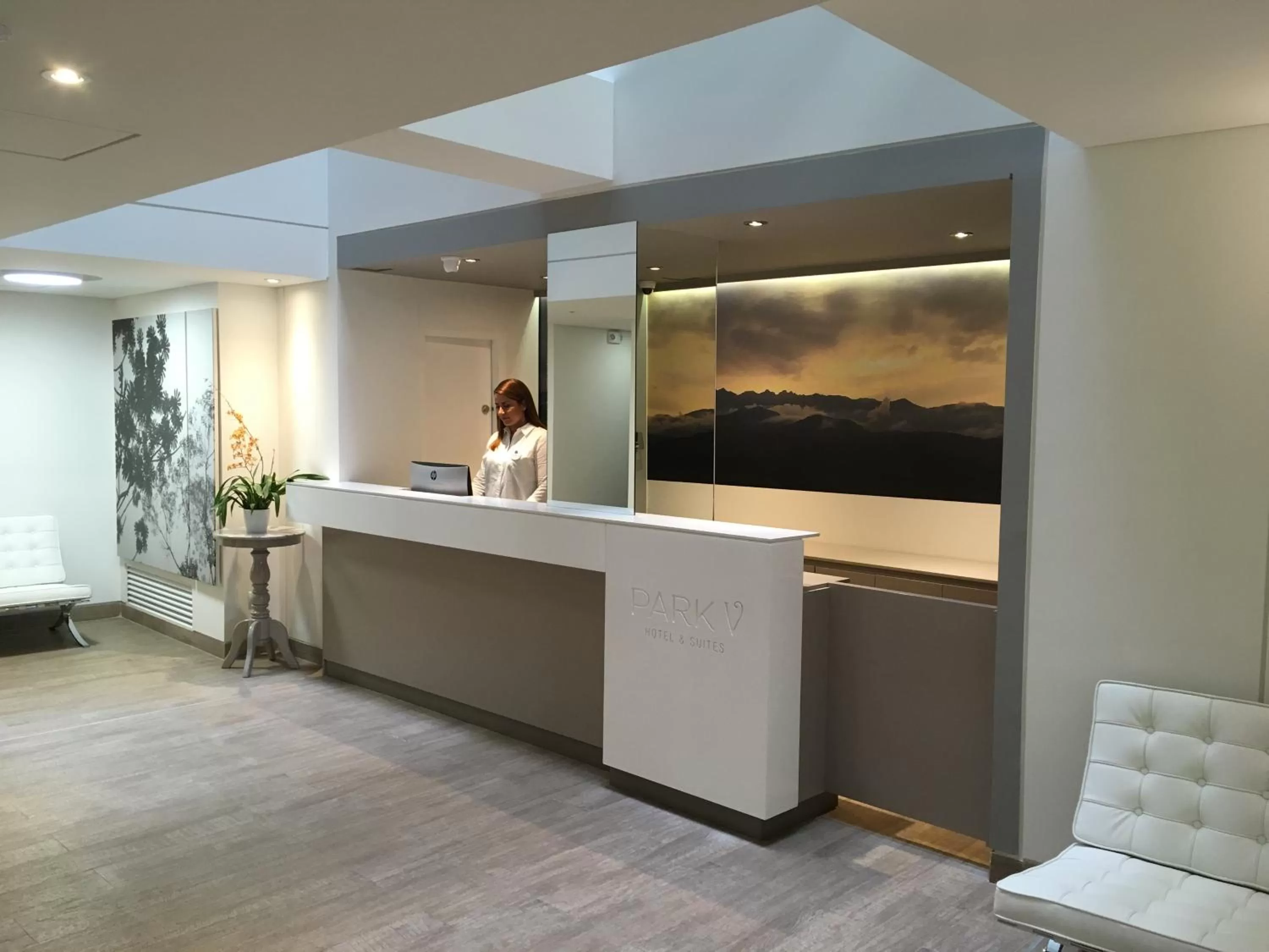 Lobby or reception in Park V