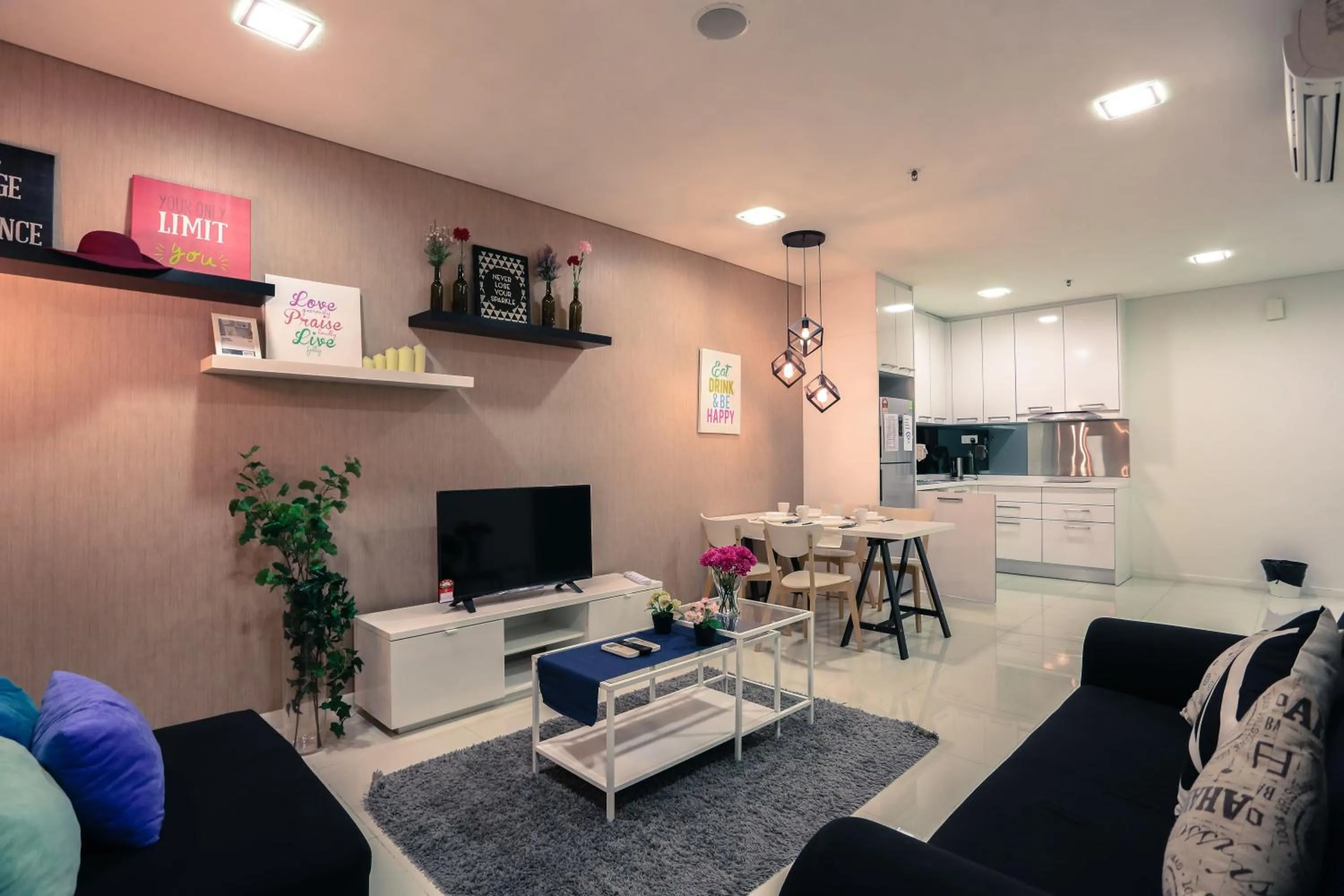 Living room, Seating Area in Mercu Summer Suite KLCC @ Penguin Homes