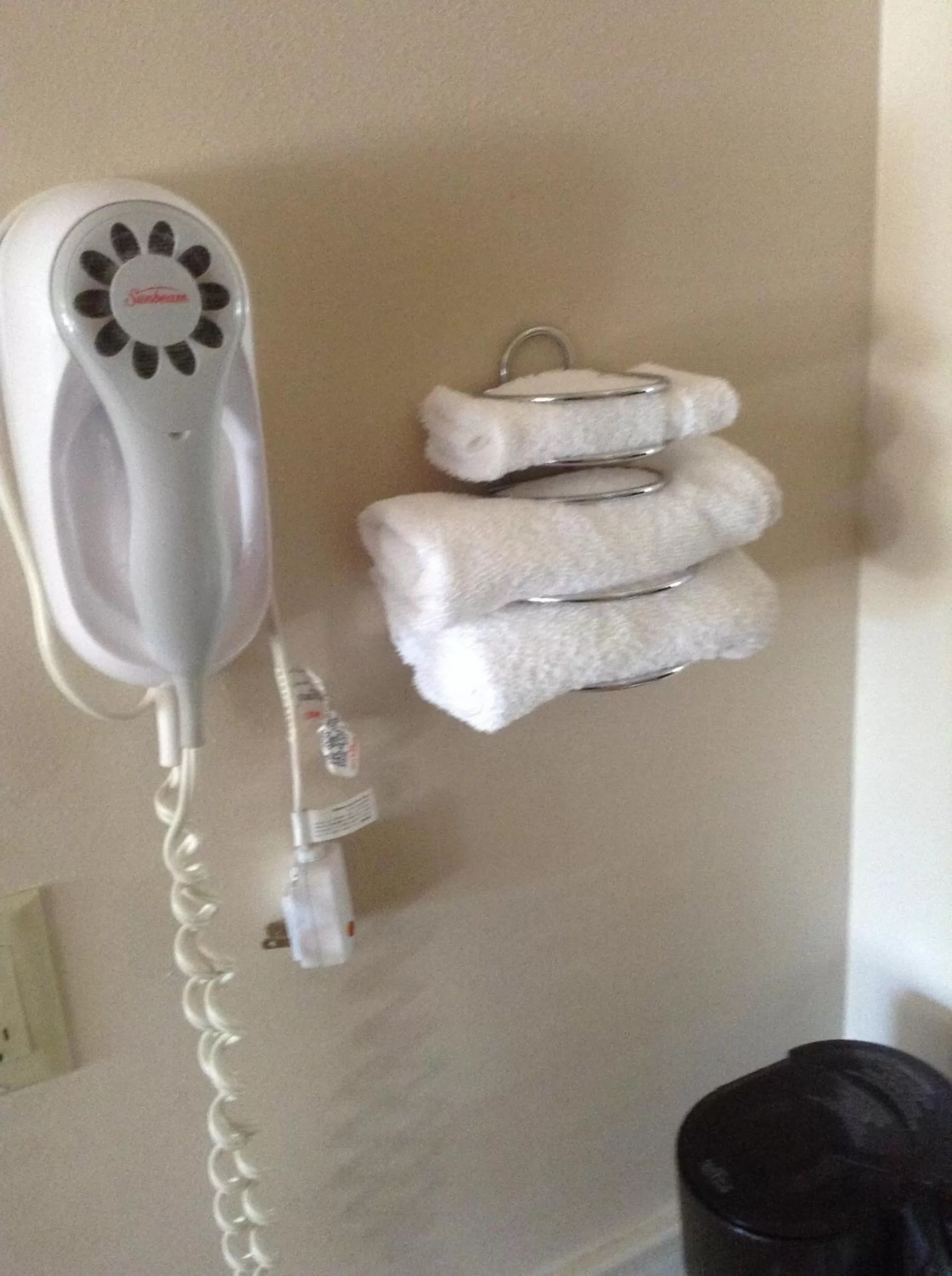 King Studio Suite with Sofa Bed - Non-Smoking in Super 8 by Wyndham Mason City