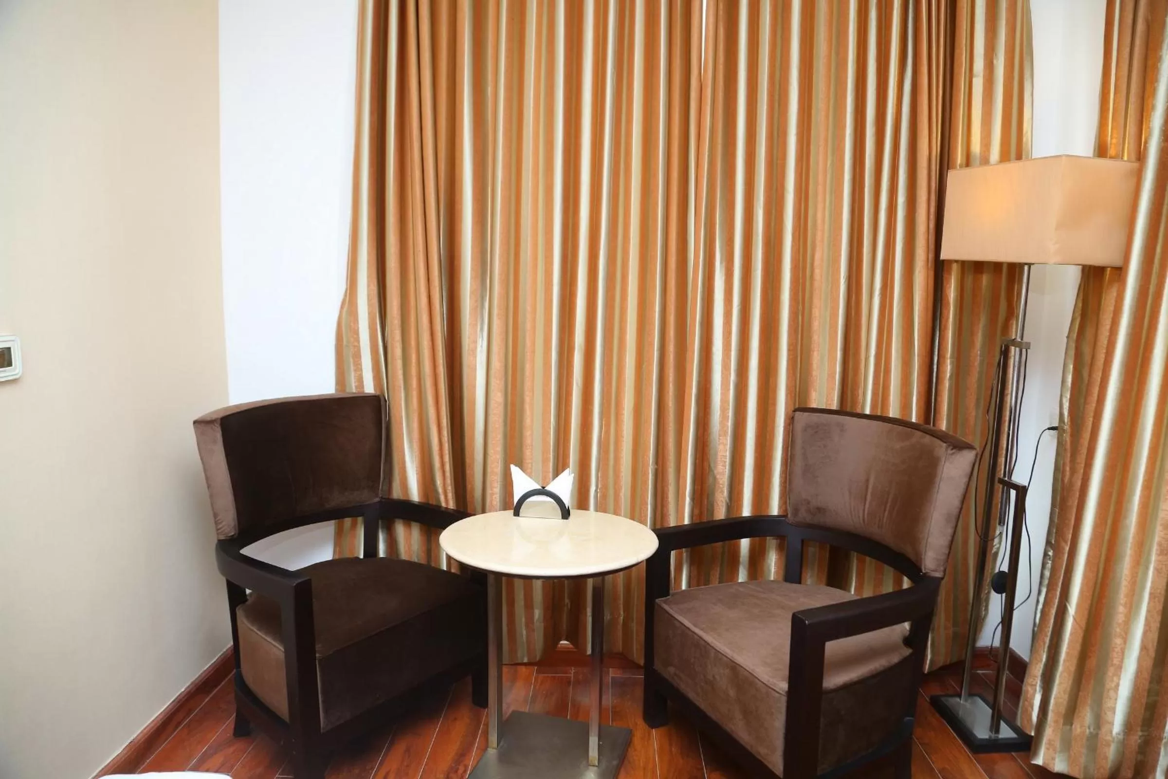 Seating area in Raaj Bhaavan Clarks Inn Chennai
