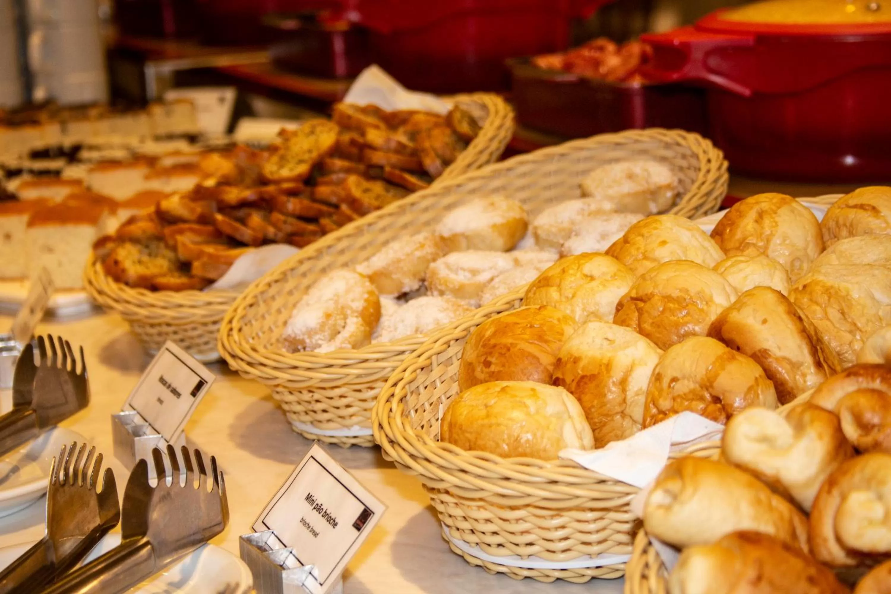 Restaurant/places to eat in Lets Idea Brasília Hotel