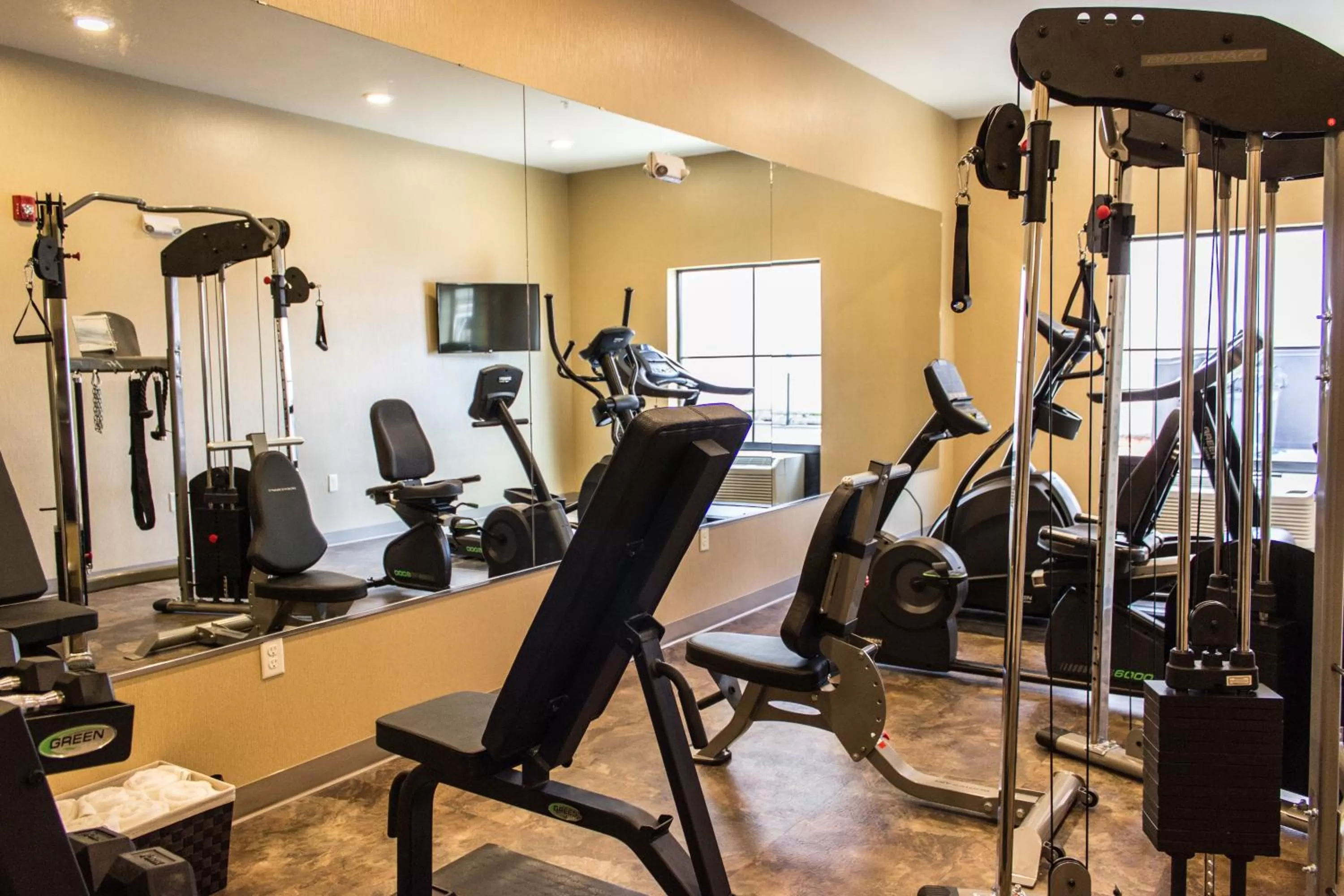 Fitness centre/facilities in Cobblestone Hotel & Suites - Stevens Point