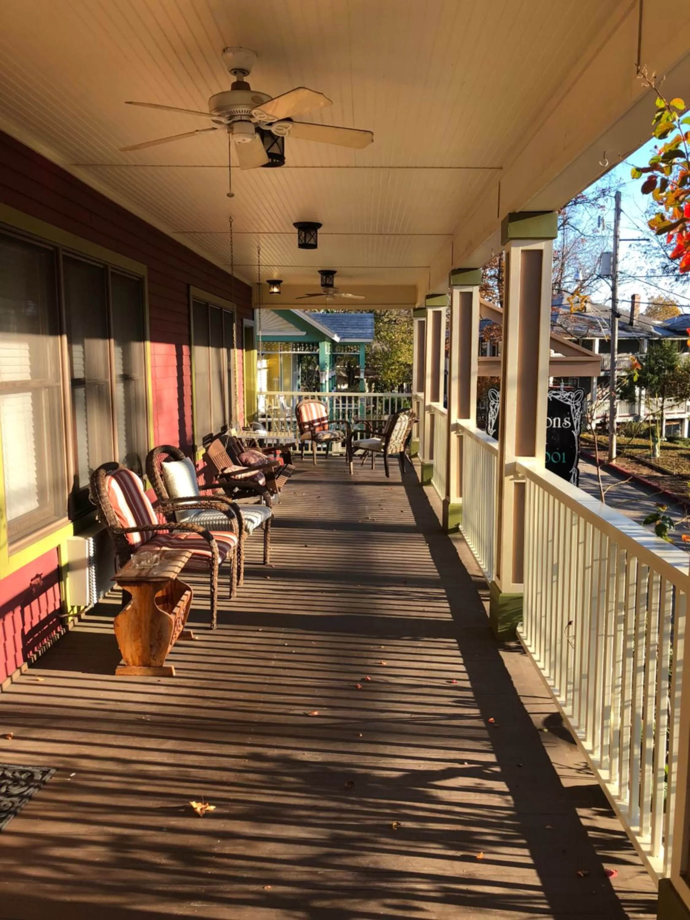 Patio in All Seasons Inn