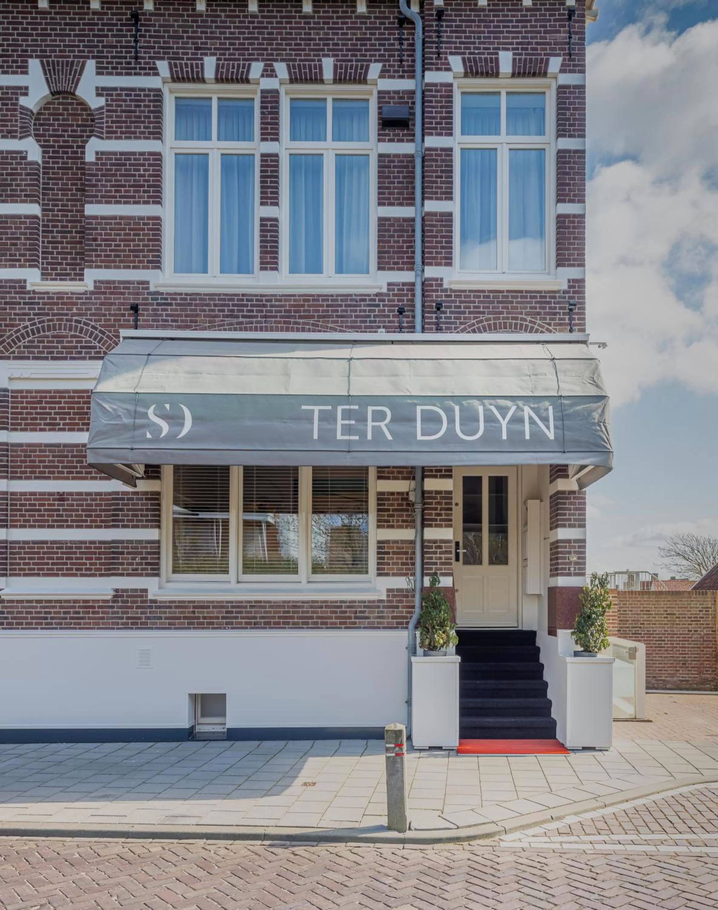 Property building in Hotel ter Duyn