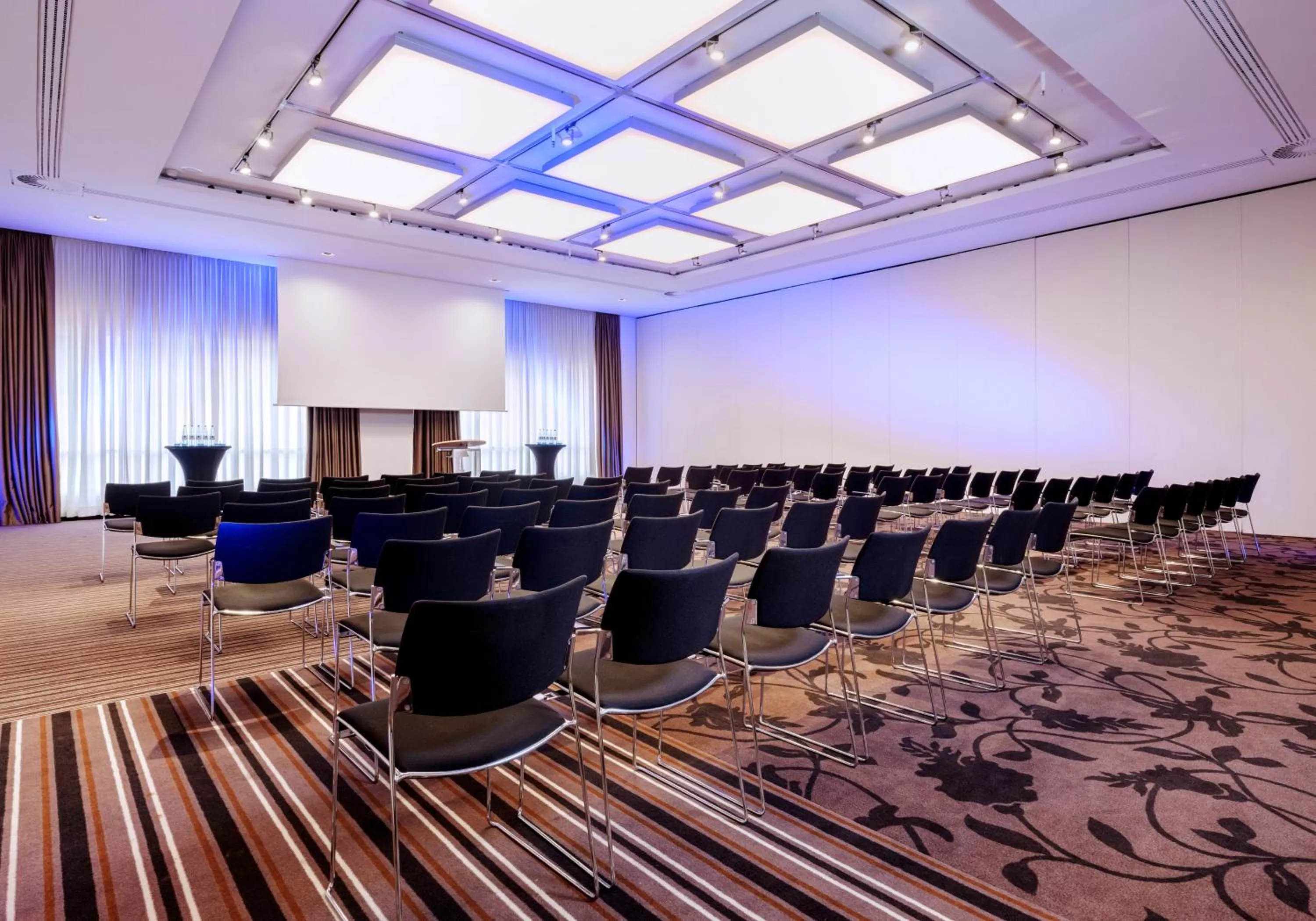 Business facilities in Dorint Hotel Bremen