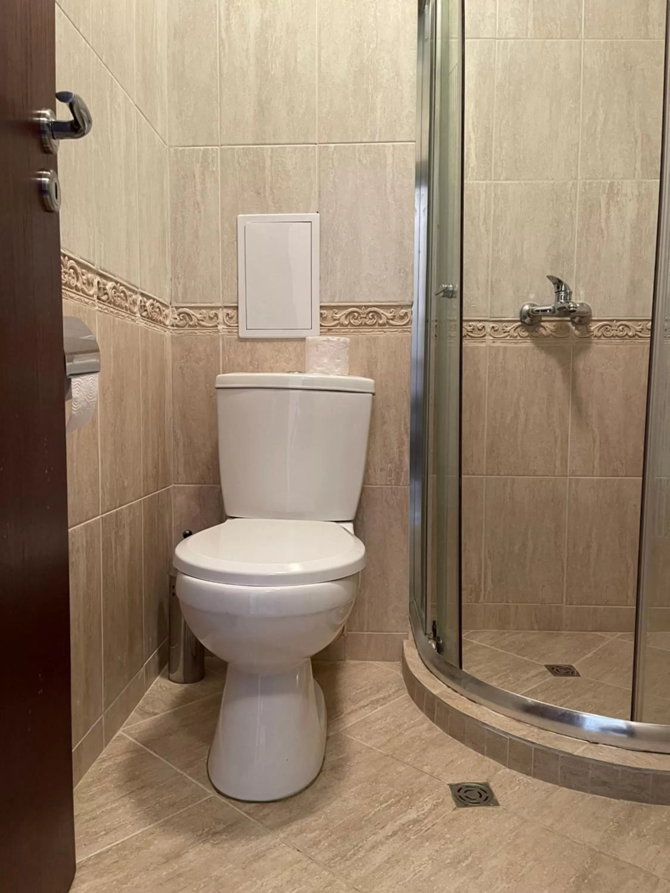 Shower in Ravda Family Resort. Park&Sea