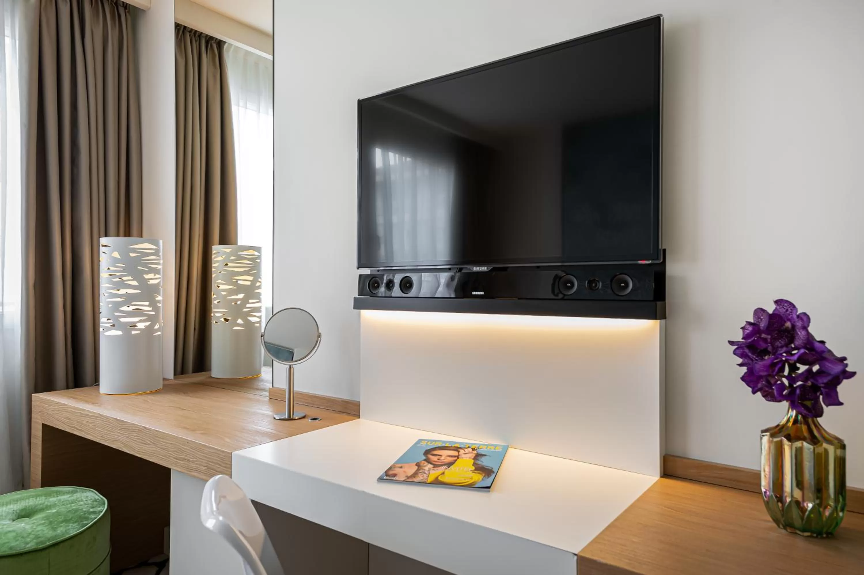 TV and multimedia in N’vY Manotel